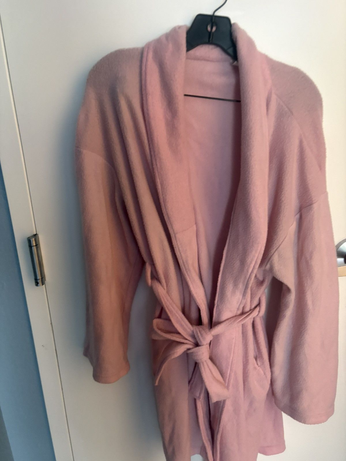 Other Women's Pink Fleece Long Sleeve Belted Shawl Collar Robe Size ONE SIZE - 2 Thumbnail