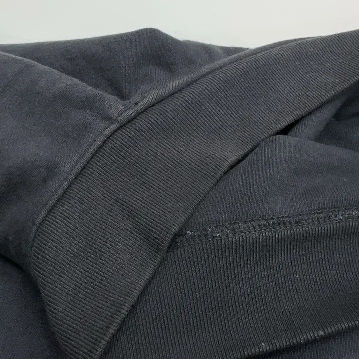 Balenciaga Balenciaga YEEZY x GAP x Balenciaga Logo Crop Tee -2507 Size US L / EU 52-54 / 3 - 6 Thumbnail