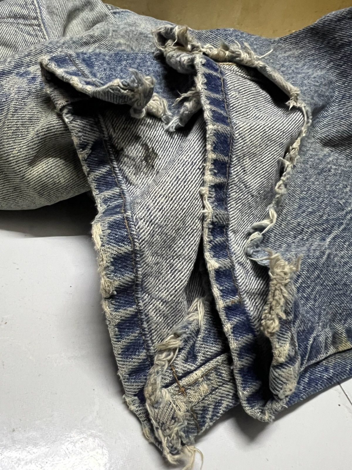 Levi's Vintage Clothing Vintage USA LEVIS 517 80’s blue jeans orange tag Size US 33 - 7 Thumbnail