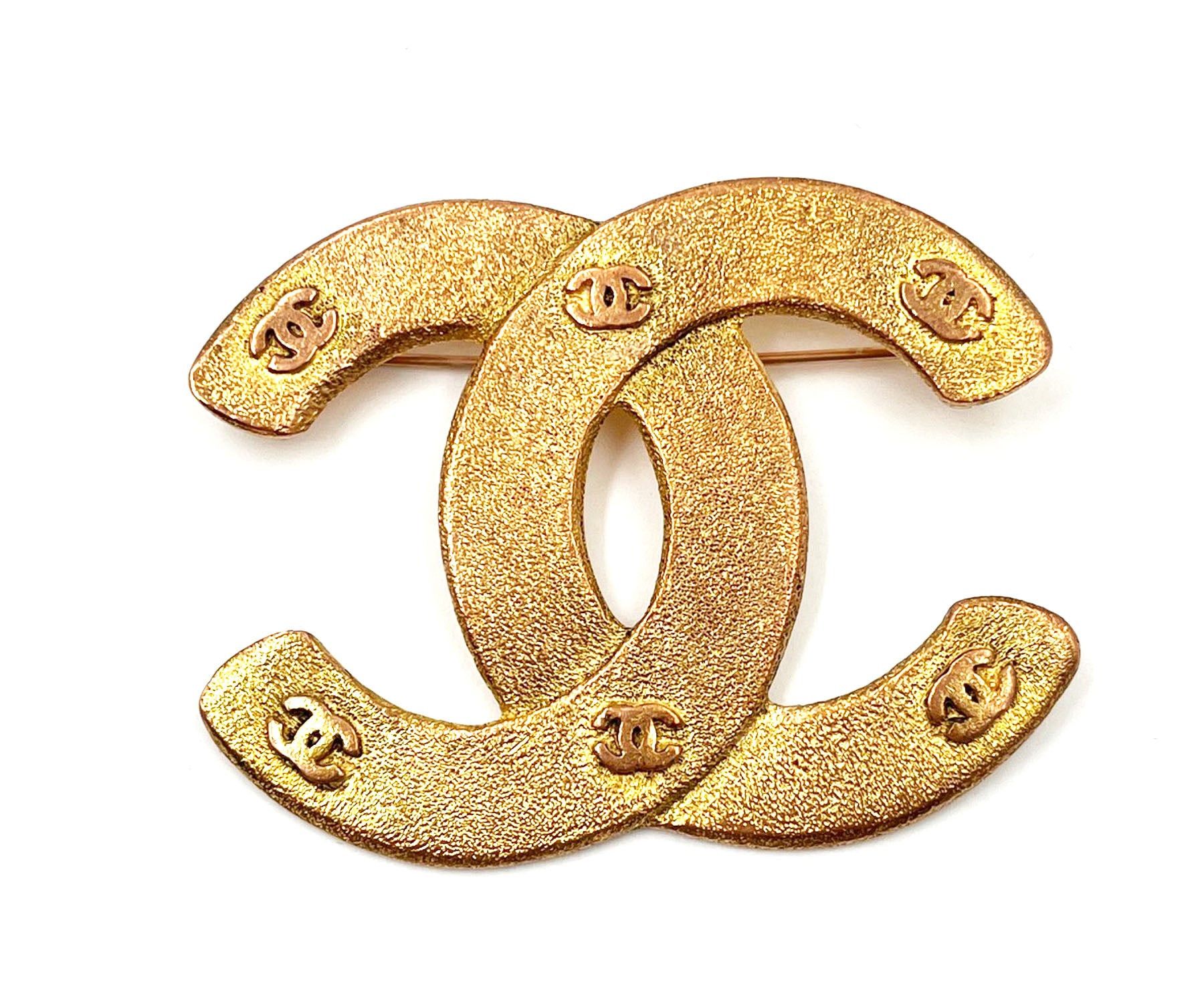 image of Chanel Vintage Gold Plated Matte Cc Mini Cc Large Brooch, Women's