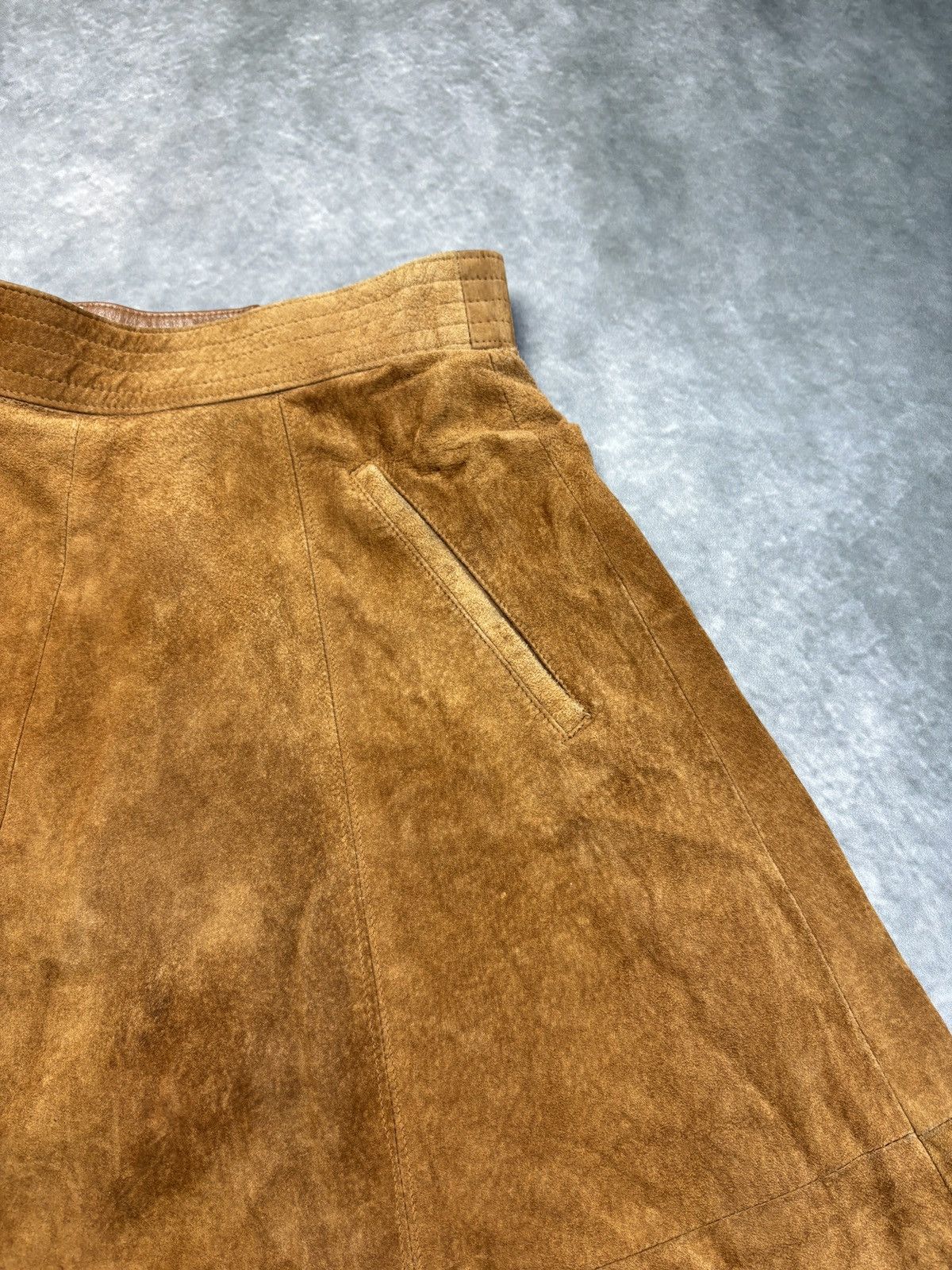 Leather × Marks & Spencer × Vintage 1960s Vintage Suede Skirt 1970s Suede Maxi Skirt St. Michael Size 28" / US 6 / IT 42 - 14 Thumbnail