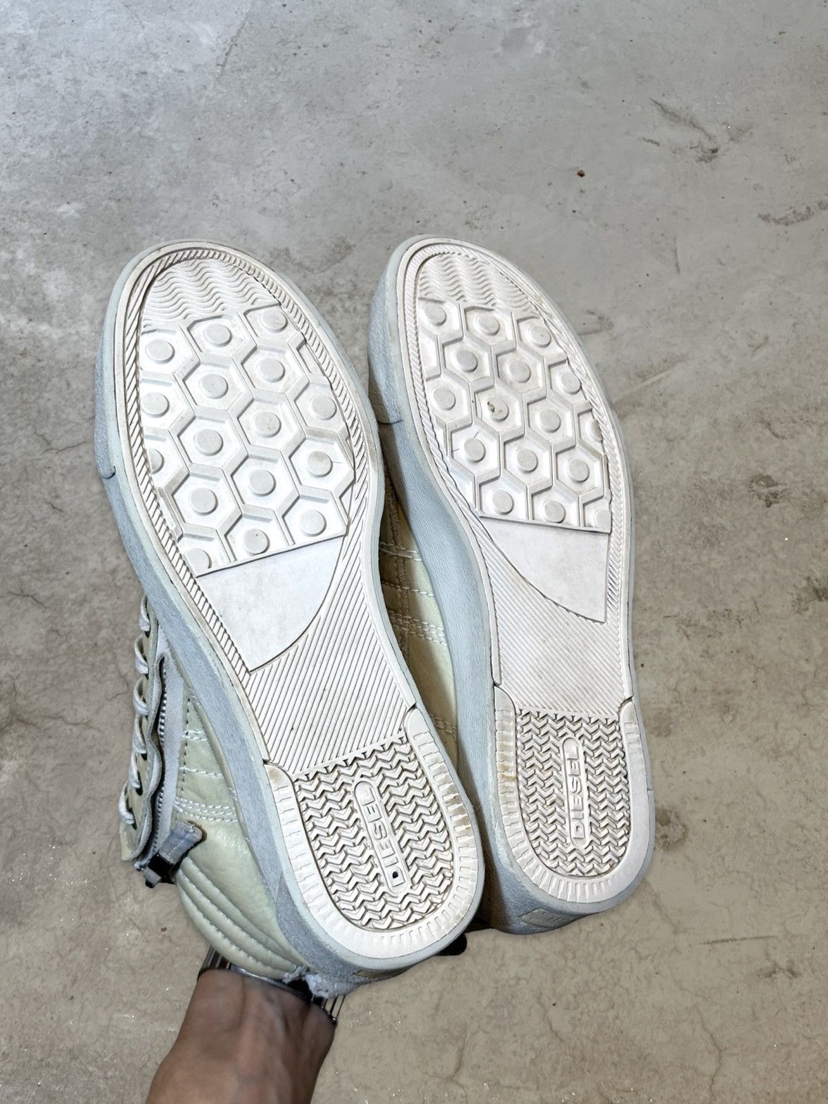 Diesel (FW18) D-STRING PLUS HI TOP Size US 8.5 / EU 41-42 - 8 Thumbnail
