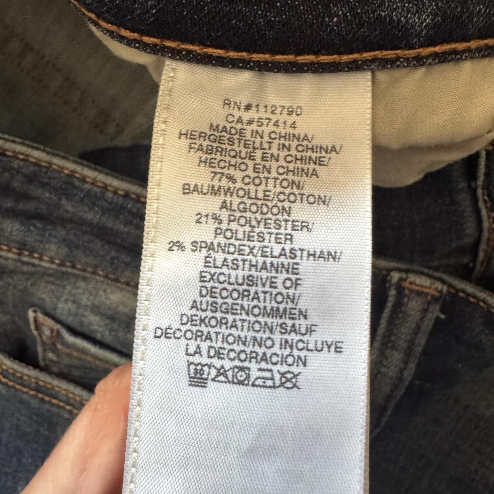 True Religion True Religion Halle Distressed Jeans-32 Size 30" / US 8 / IT 44 - 2 Thumbnail