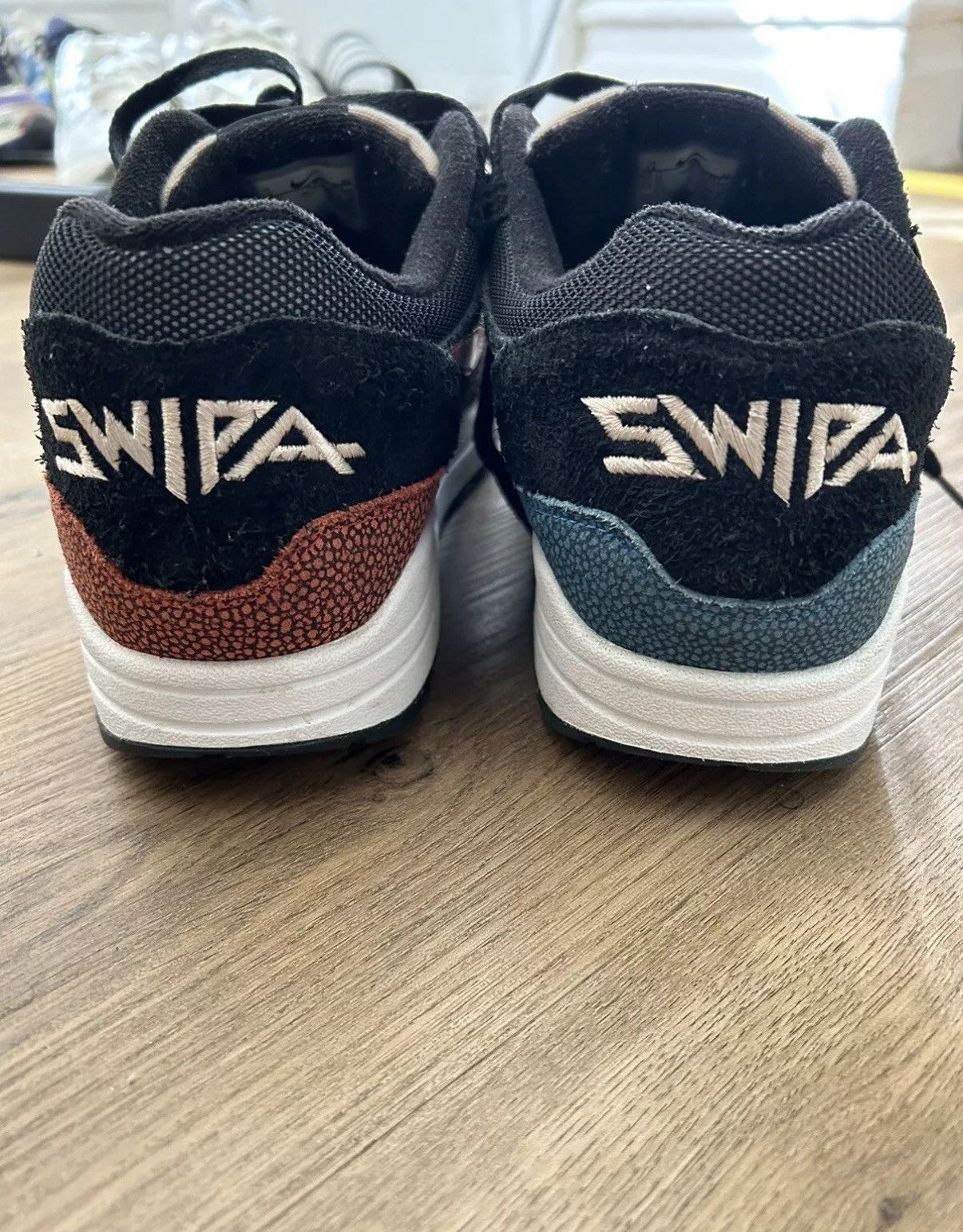 Nike Nike Air Max 1 x Fox Swipa Size 12 Size US 12 / EU 45 - 6 Thumbnail