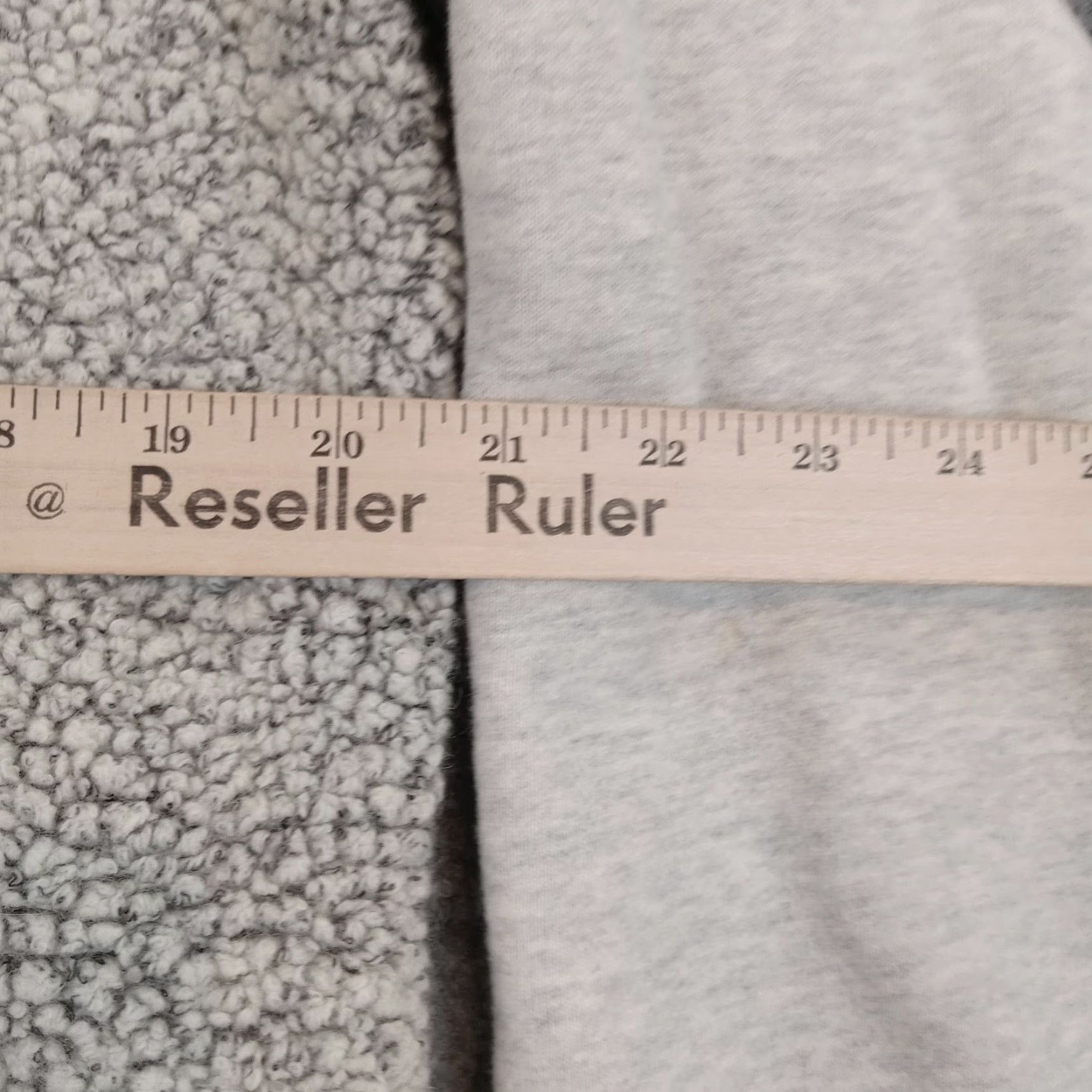 Athleta Athleta Women's Medium Gray Crew Neck Fleece Pullover Sweater Long Sleeve Size M / US 6-8 / IT 42-44 - 4 Thumbnail