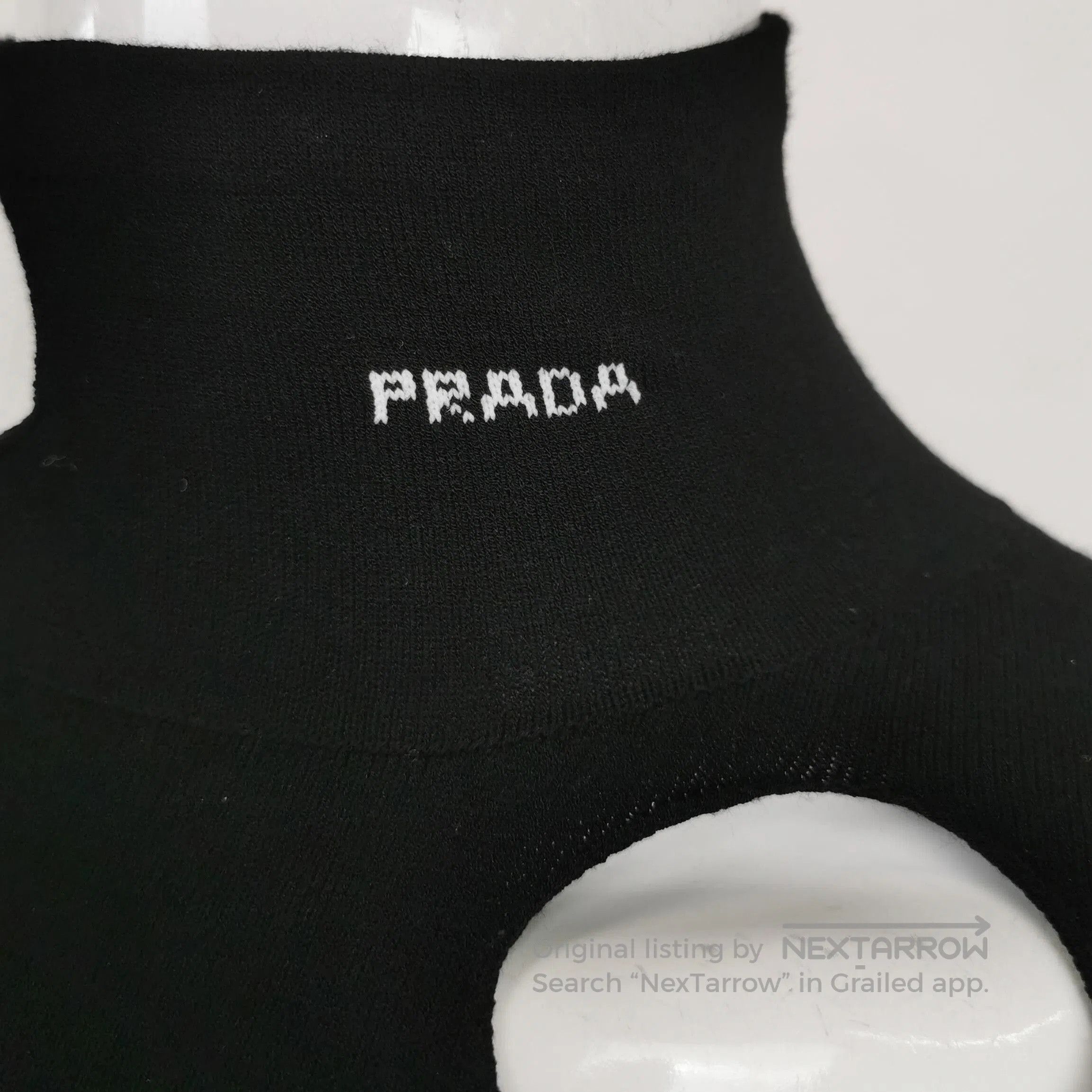 Prada Prada Black Cut. Size M / US 6-8 / IT 42-44 - 3 Thumbnail