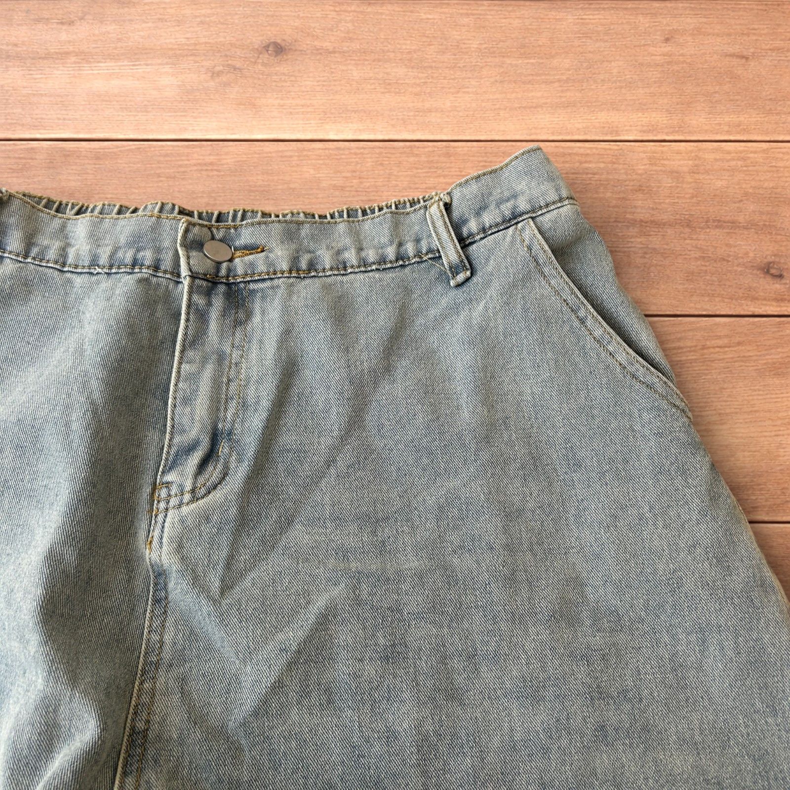 Japanese Brand Super baggy wide leg balloon fit jeans in light blue wash. Size US 36 / EU 52 - 3 Thumbnail