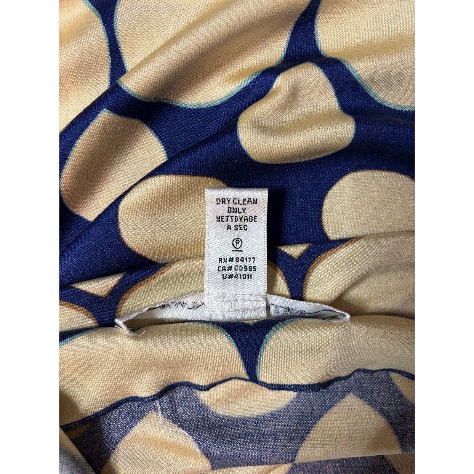 Diane von Furstenberg Diane Von Furstenberg Silk Print Mini Dress Size S Size S / US 4 / IT 40 - 12 Thumbnail