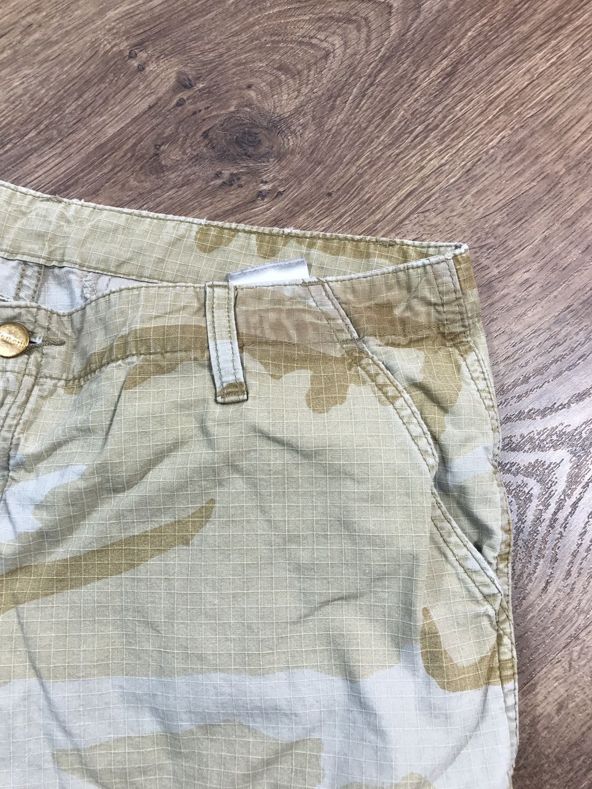 Carhartt × Vintage Vintage Carhartt Khaki Shorts Size US 31 - 7 Thumbnail