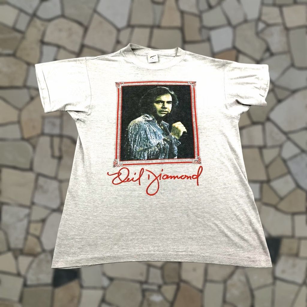 Vintage VINTAGE Neil Diamond Shirt Mens Medium Gray Concert Single Stitch 80s Tee Size US M / EU 48-50 / 2 - 1 Thumbnail