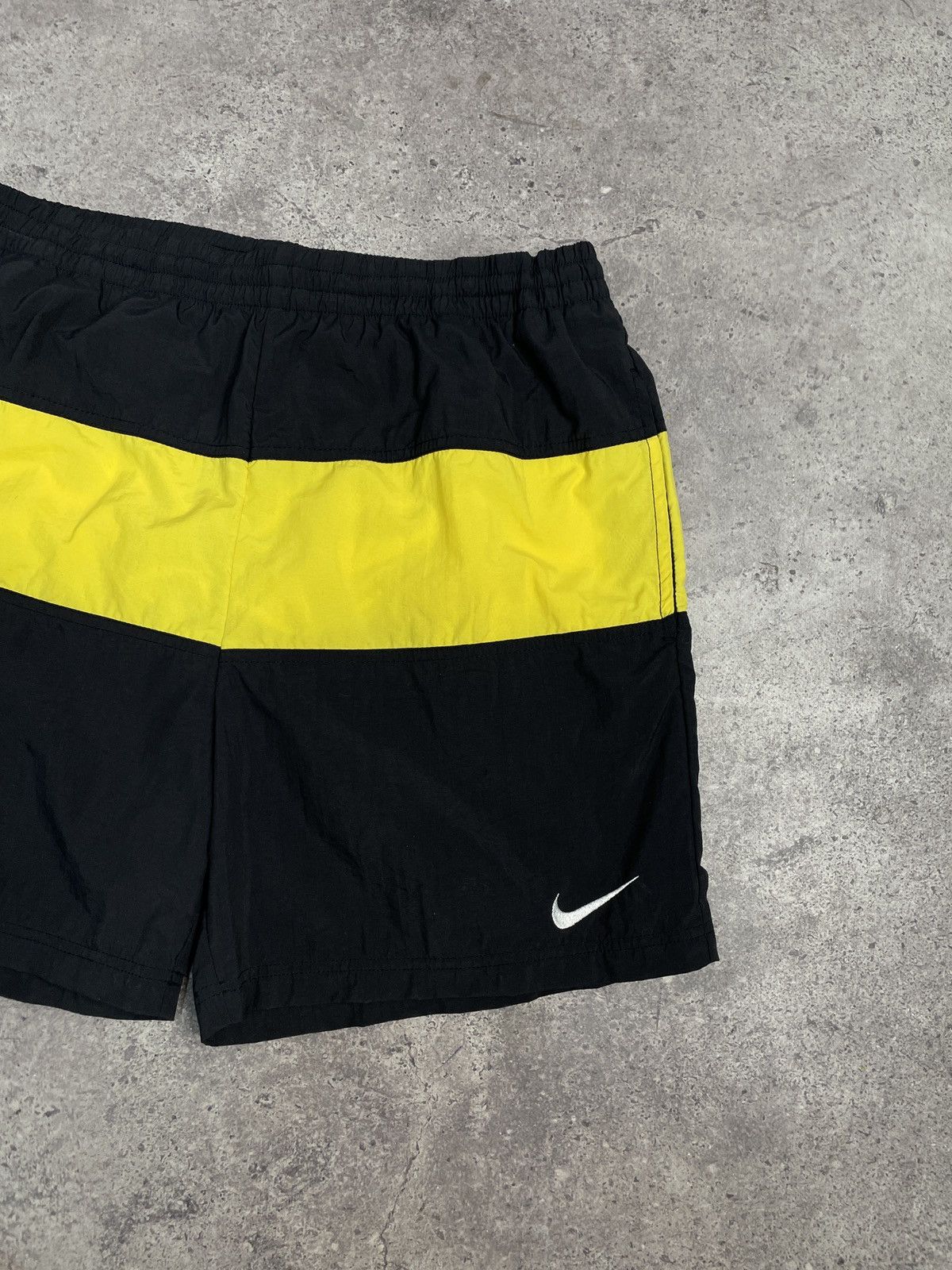 Nike × Vintage Vintage Nike Shorts Big Swoosh Logo Y2K Style Size US 32 / EU 48 - 7 Thumbnail