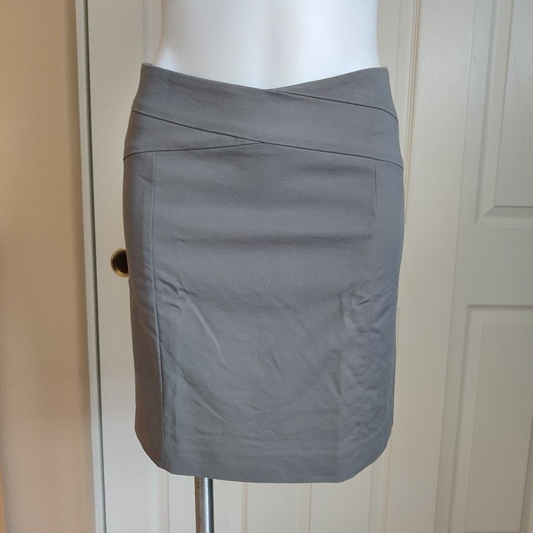 Banana Republic Banana Republic stretch crossover career A-line skirt sz 4 Size 27" / US 4 / IT 40 - 1 Thumbnail