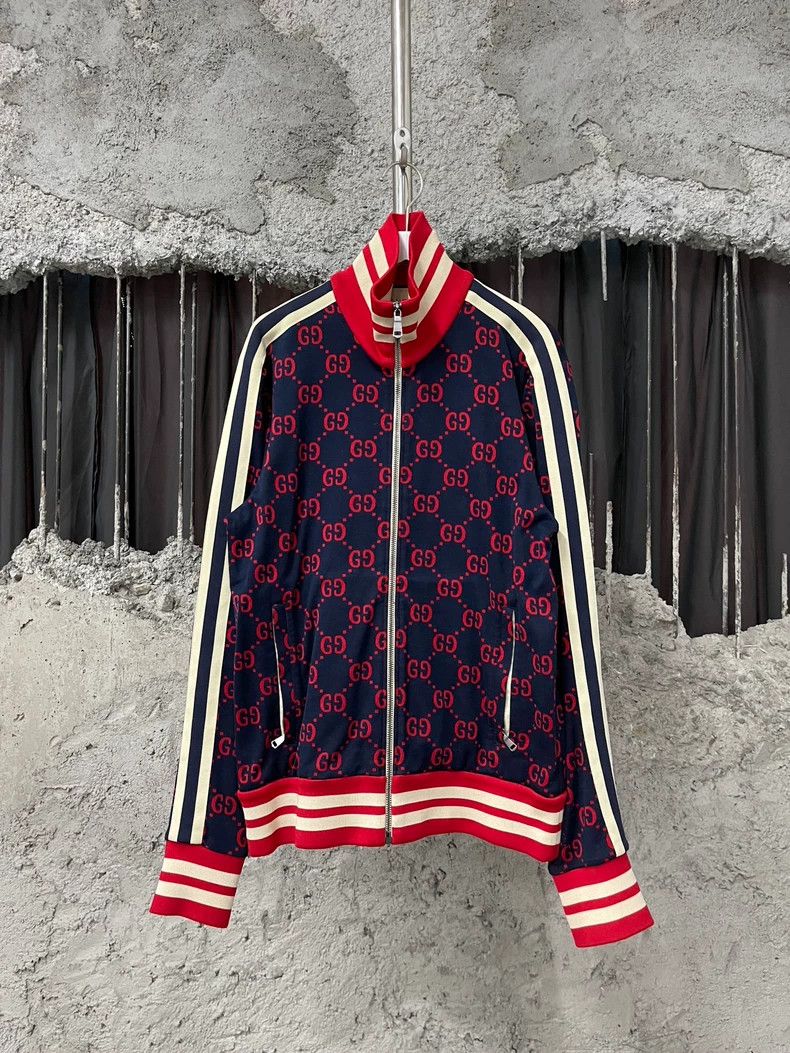 Gucci GucciFull logo zipper jacket 2503-Nextarrow Size US S / EU 44-46 / 1 - 1 Thumbnail