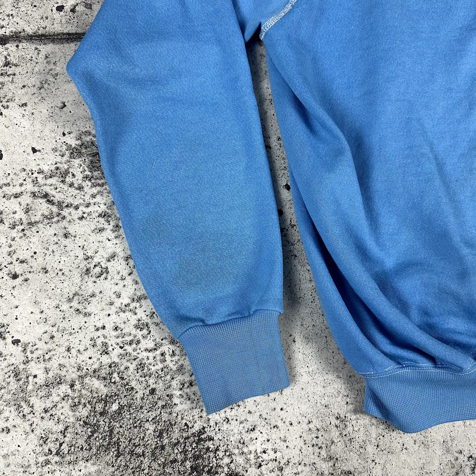 Vintage True Vintage Raglan Sweatshirt Size Medium(22x26) Baby Blue Size US M / EU 48-50 / 2 - 3 Thumbnail