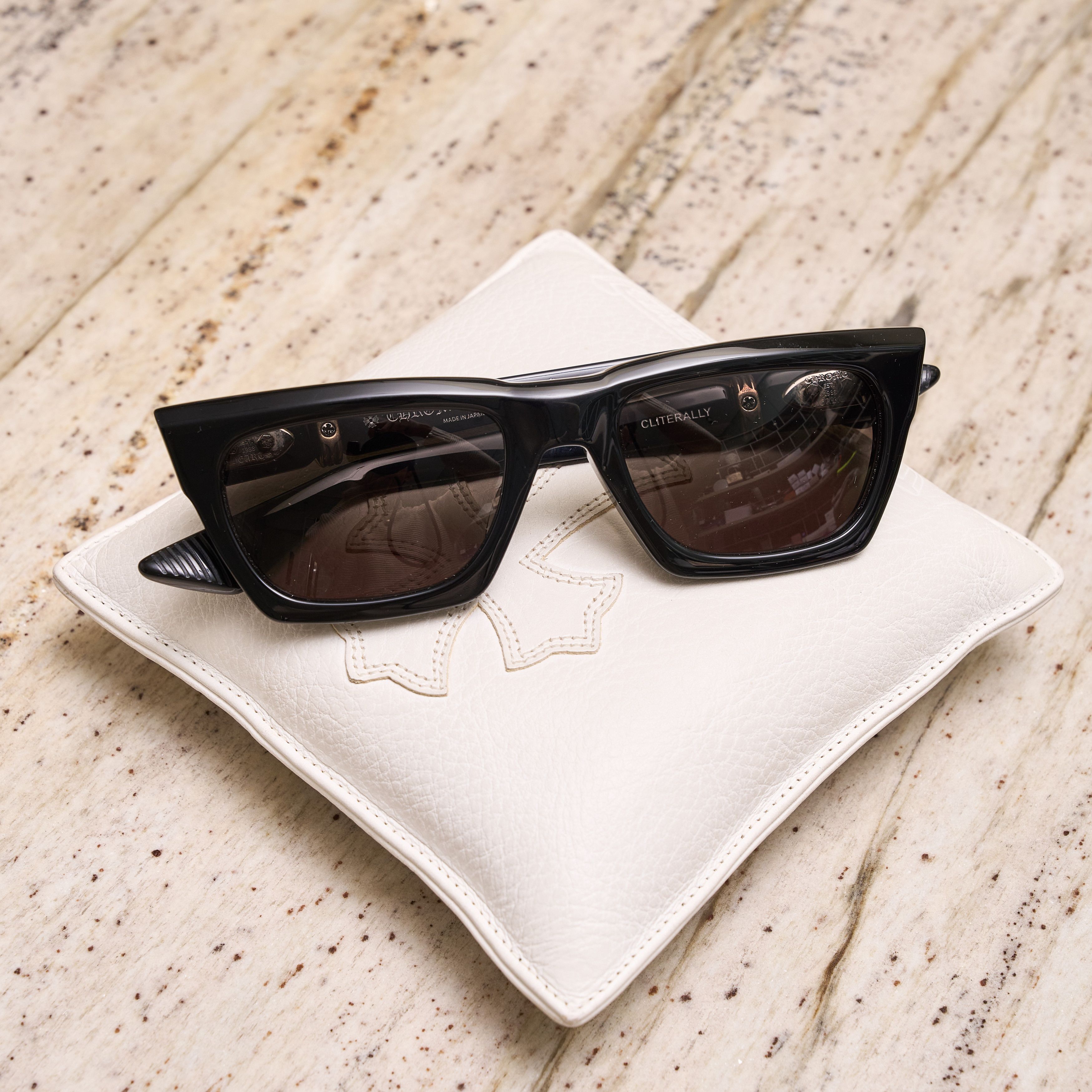 Chrome Hearts CHROME HEARTS CLITERALLY BLACK Size ONE SIZE - 1 Thumbnail