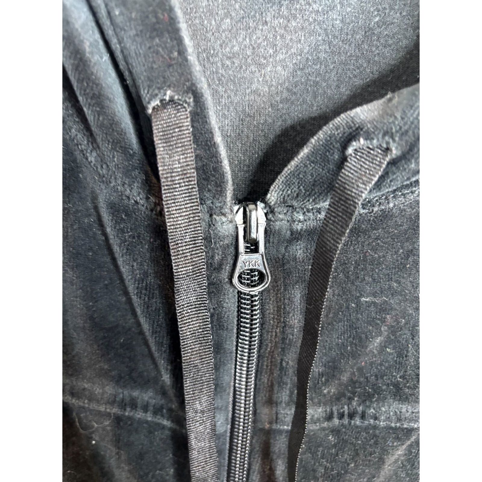Lilly Pulitzer VINTAGE Lilly Pulitzer Velour Zip Hoodie Sweater Womens M Black Logo Zipper 5444 Size M / US 6-8 / IT 42-44 - 4 Thumbnail