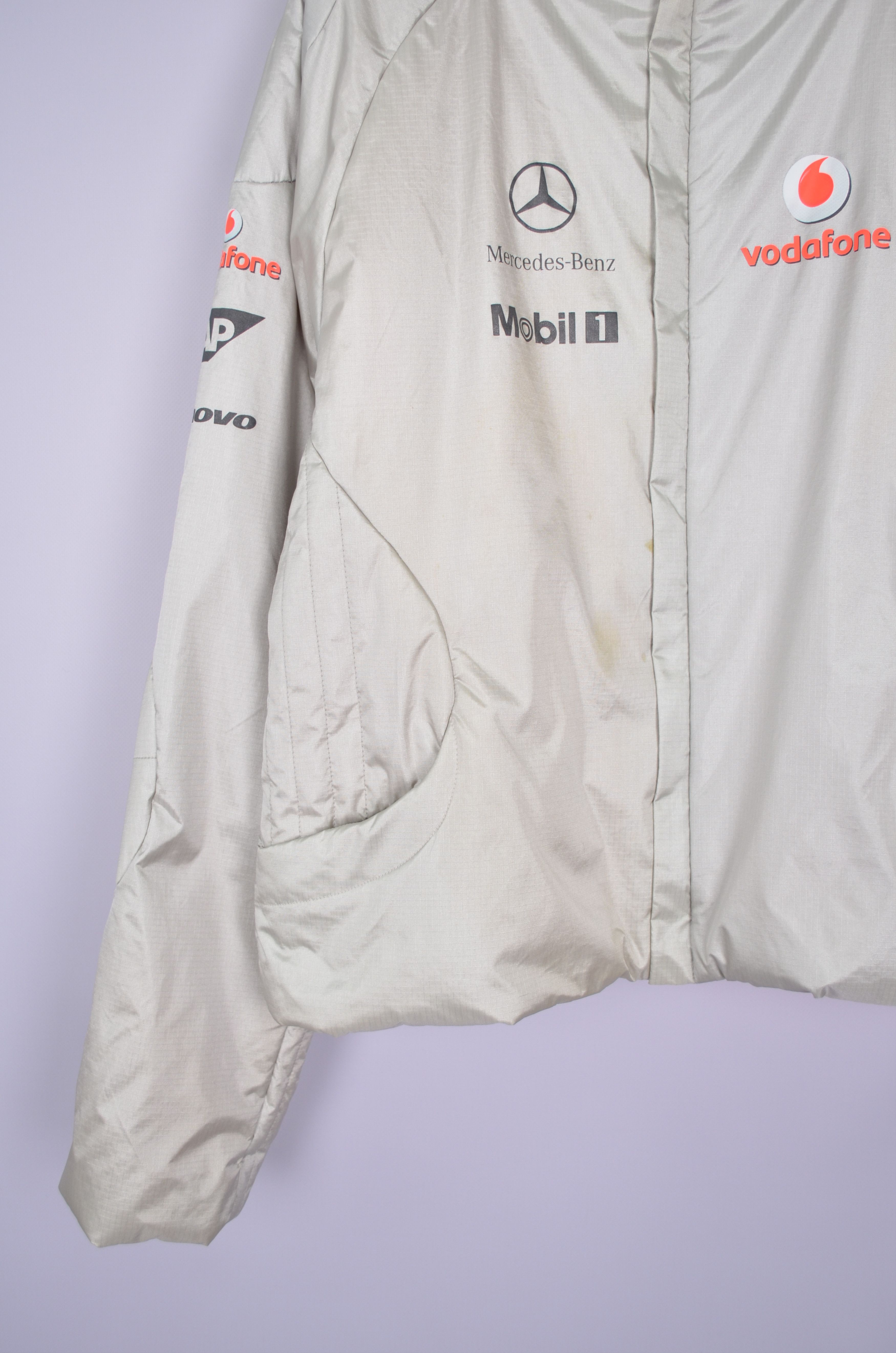 Malcolm McLaren × Mercedes-Benz Vodafone McLaren Mercedes Grey Metallic Jacket Size M Size M / US 6-8 / IT 42-44 - 3 Thumbnail