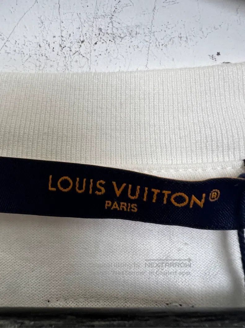 Louis Vuitton Louis Vuitton New Flocked Printed Earth Short Sleeve Size US XL / EU 56 / 4 - 6 Thumbnail
