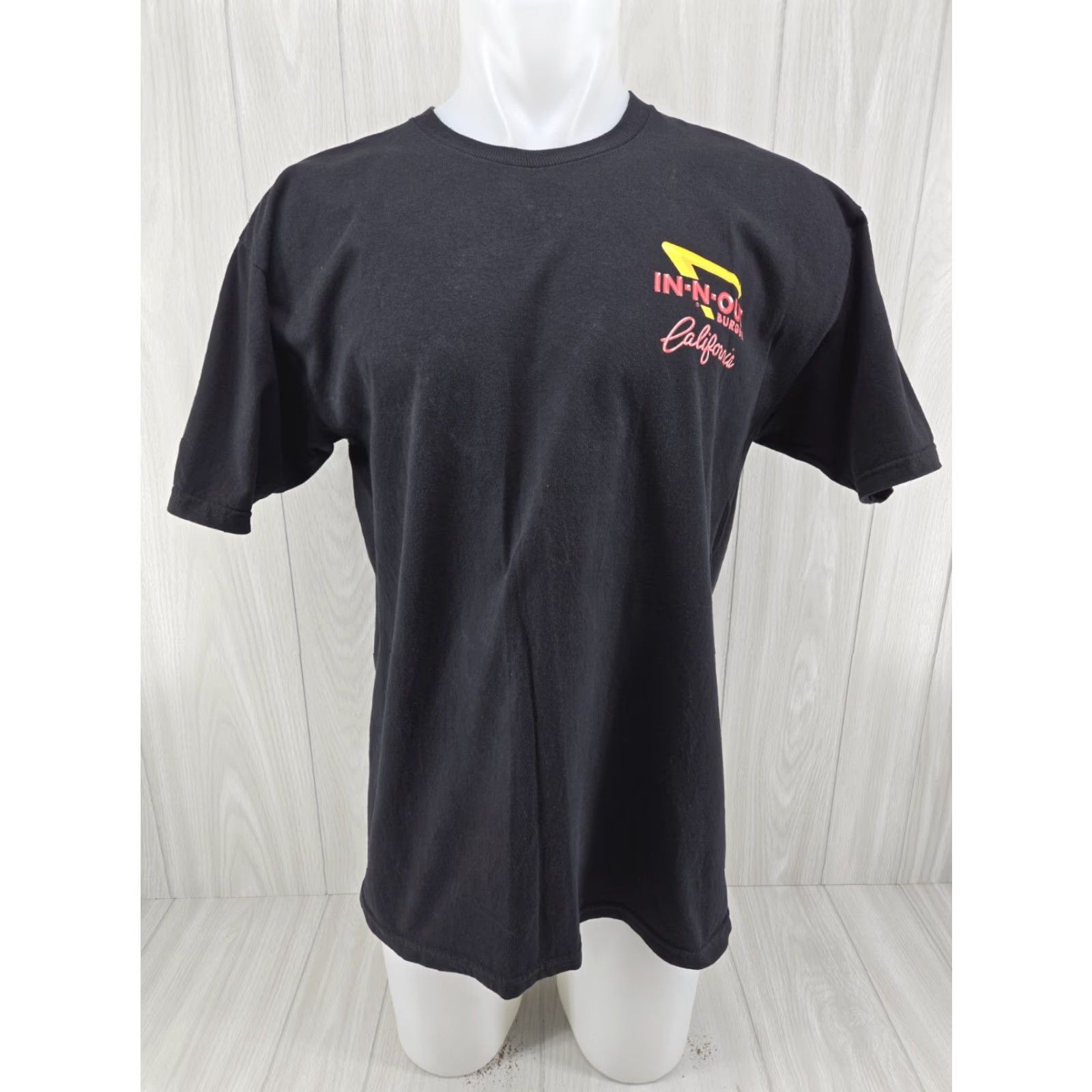 Vintage In-N-Out Burger T Shirt Large Black California Graphic Shirt Mens Size US L / EU 52-54 / 3 - 2 Thumbnail