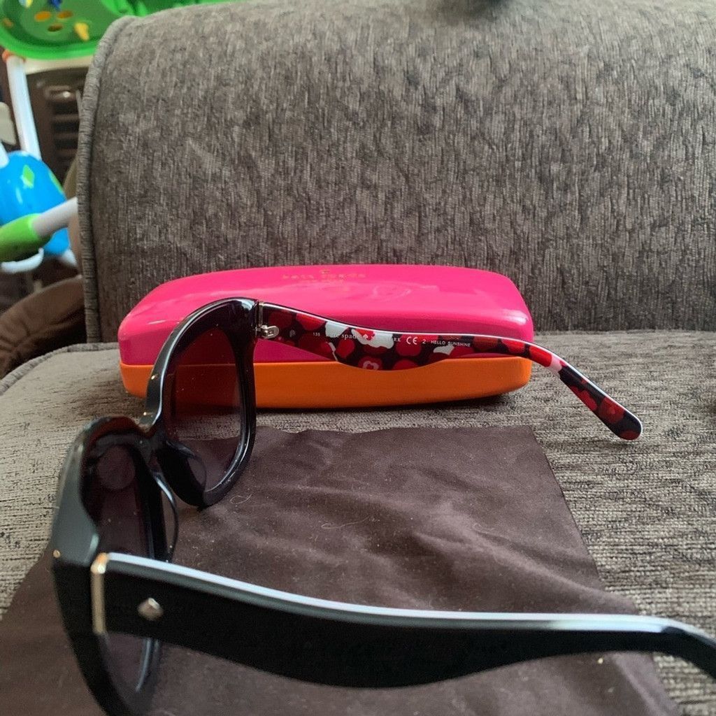 Kate Spade Cute Kate Spade sunglasses Size ONE SIZE - 6 Thumbnail