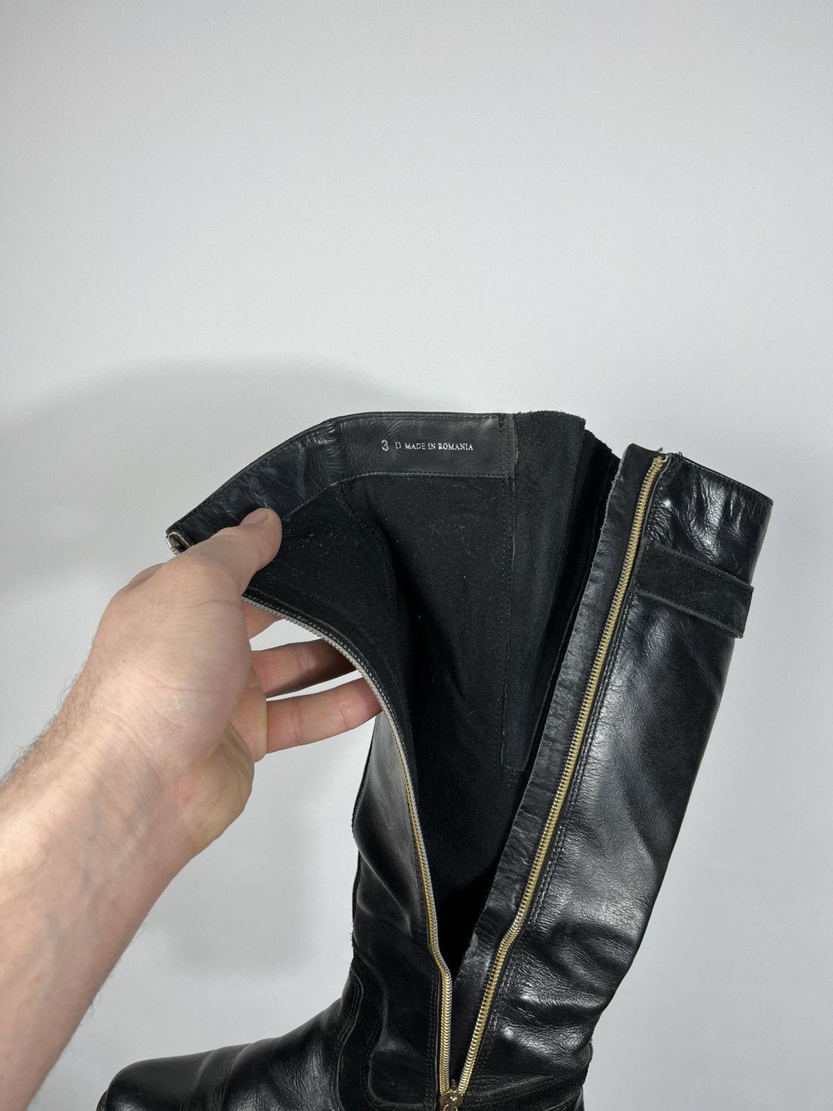 Clarks Clarks Black Leather Knee High Boots Buckle Zip Size US 5 / IT 35 - 15 Thumbnail