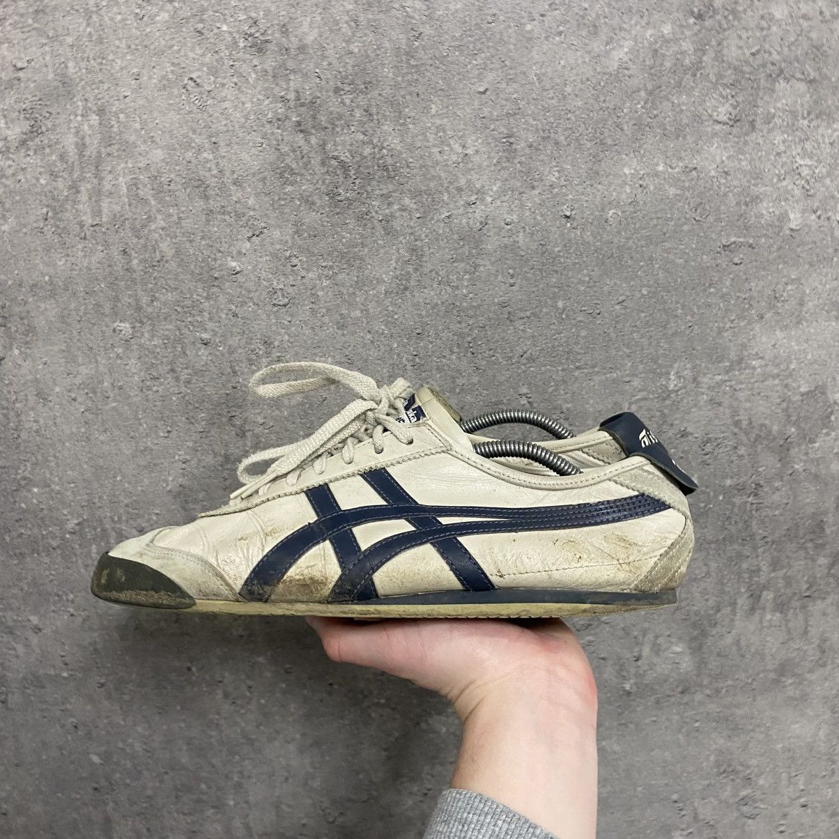 Asics Asics Onitsuka Tiger Mexico 66 Sneakers Rare Size US 9.5 / EU 42-43 - 8 Thumbnail