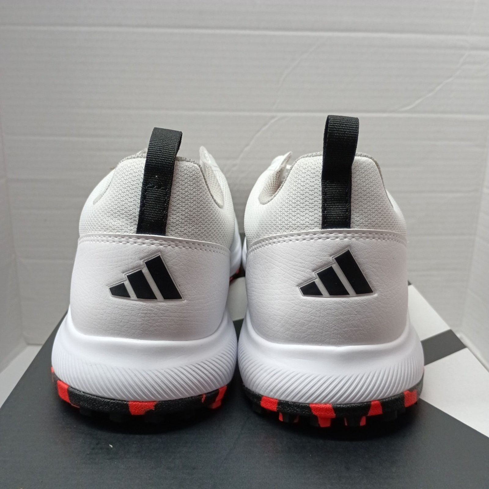 Adidas Adidas Men's Tech 3.0 Spikeless Golf Shoes Size 11.5 White Size US 11.5 / EU 44-45 - 4 Thumbnail