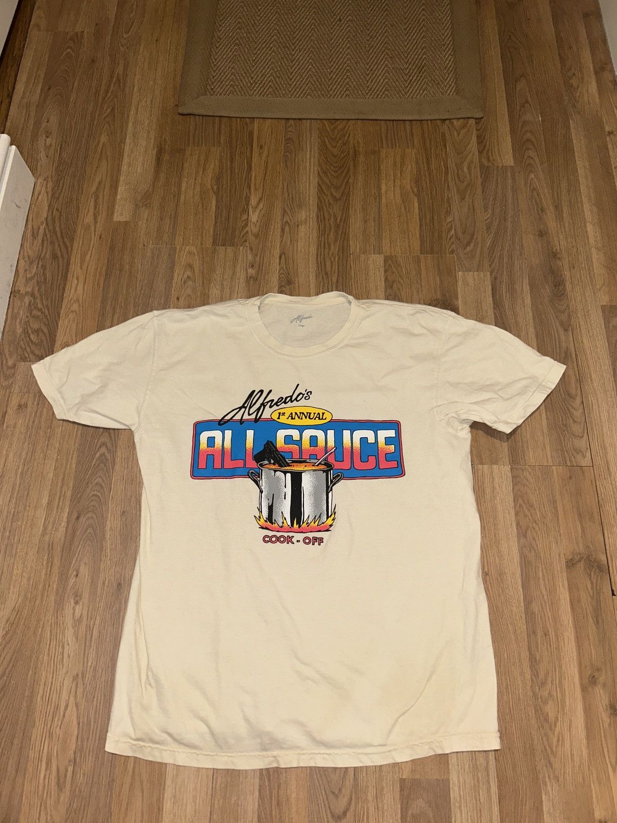 Other FREDDIE GIBBS RARE ALFREDO’S ALL SAUCE T SHIRT IN CREAM Size US L / EU 52-54 / 3 - 1 Thumbnail