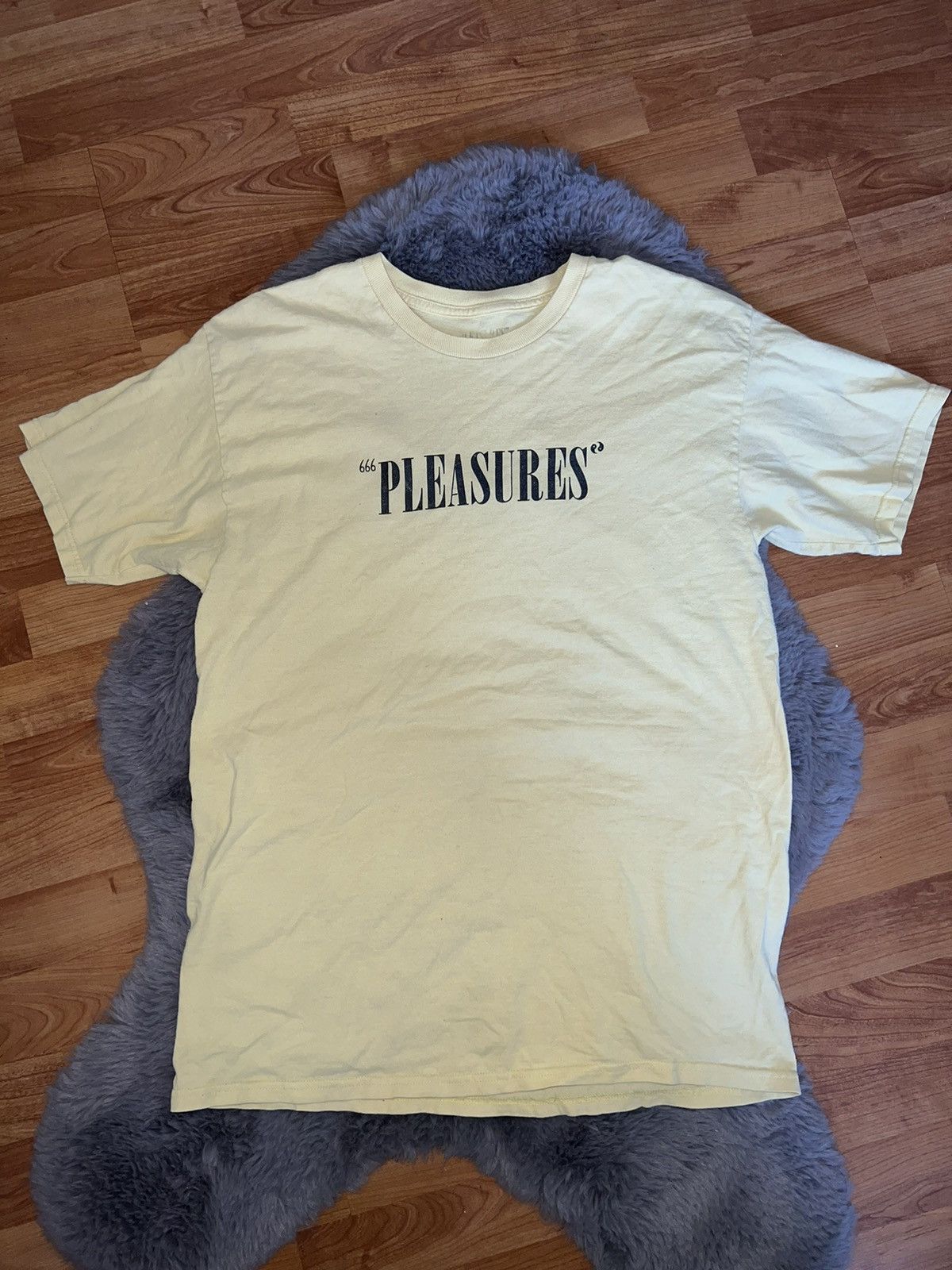 Pleasures Pleasures yellow tee Size US L / EU 52-54 / 3 - 1 Thumbnail