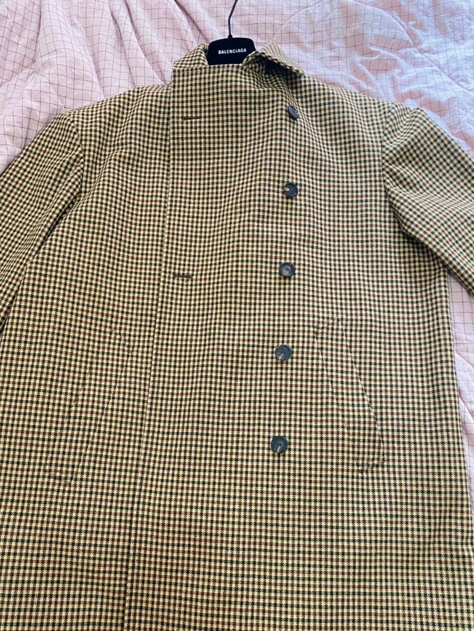 Balenciaga oversized checked wool coat by balenciaga Size US M / EU 48-50 / 2 - 6 Thumbnail