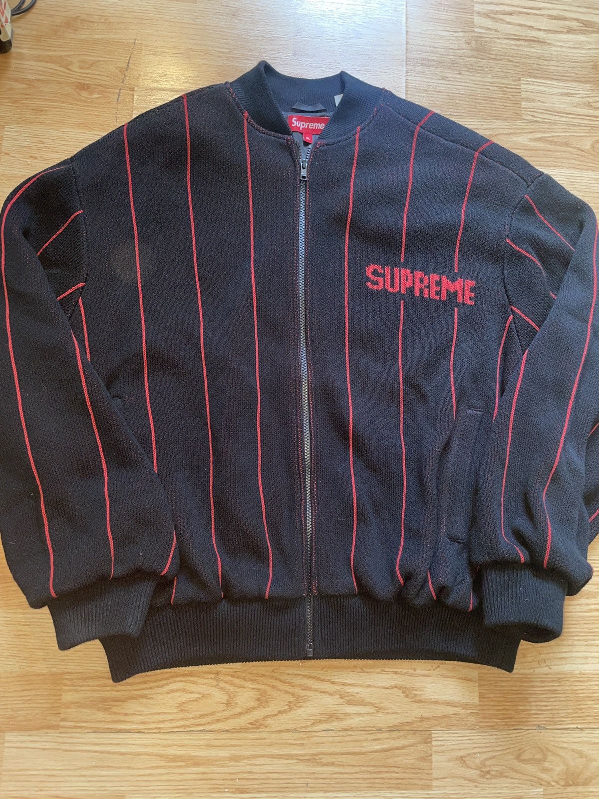 商品も通販 supreme pinstripe varsity zip up sweater | www