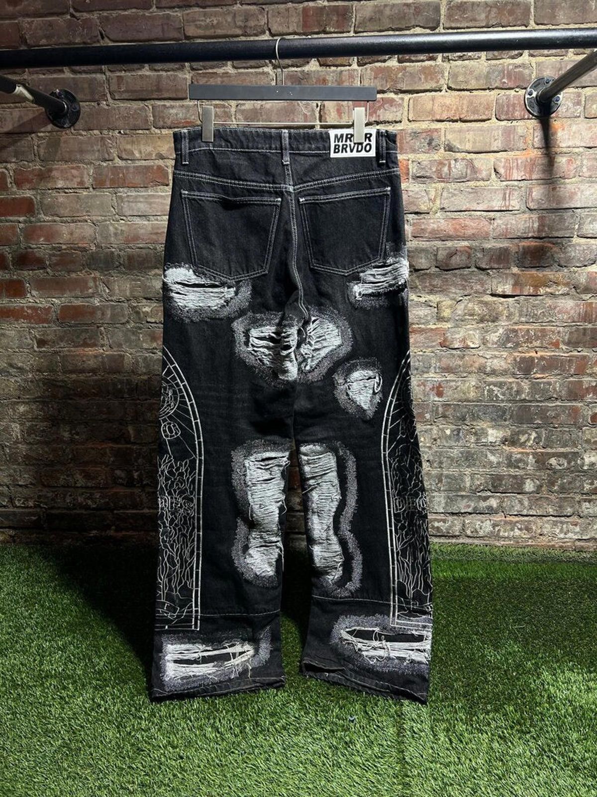 Who Decides War Who Decides War Black Darning Jeans Sz. 32 Size ONE SIZE - 2 Thumbnail