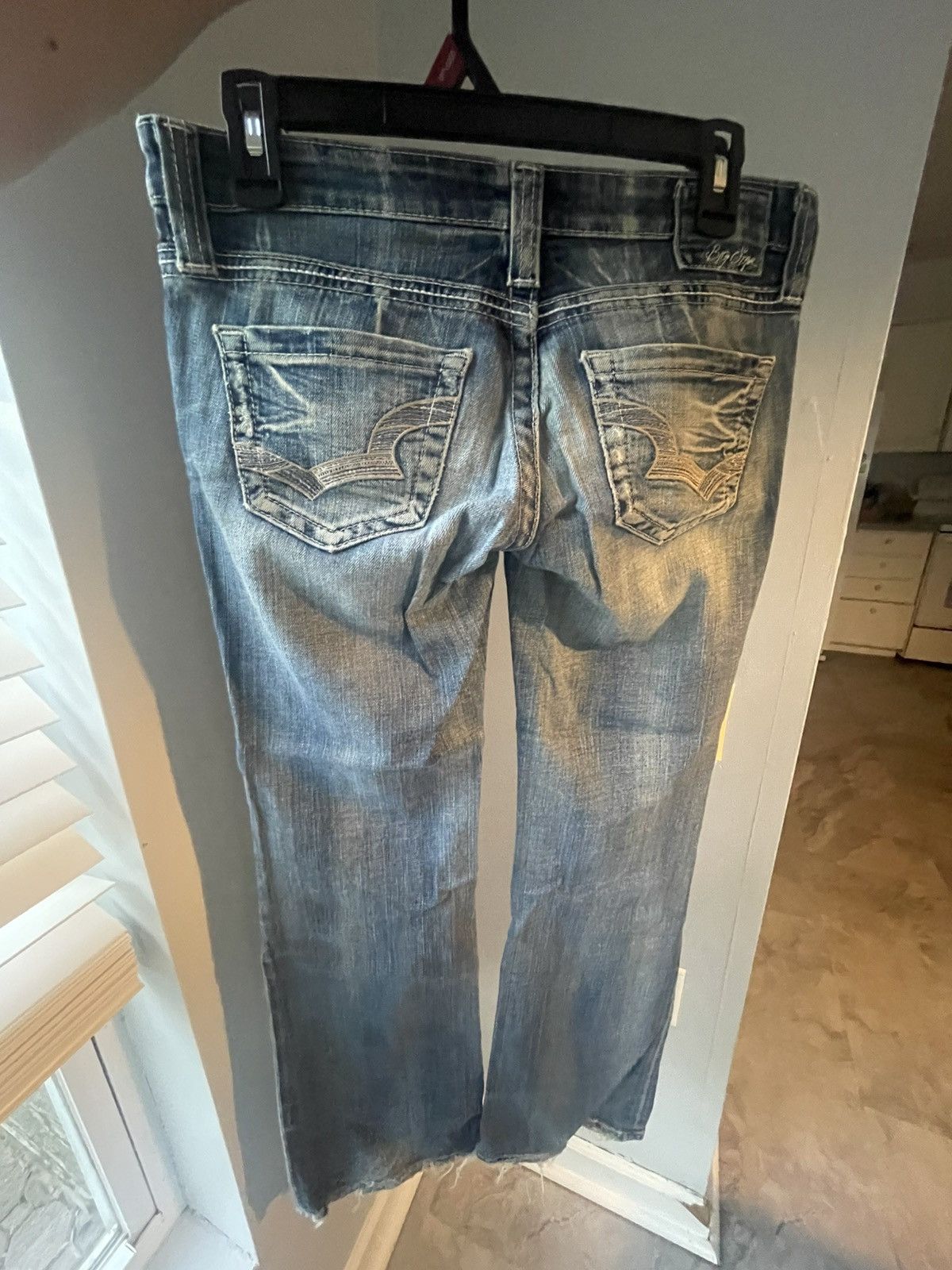 Other Buckle Low Rise Jeans Size 26" / US 2 / IT 38 - 2 Thumbnail