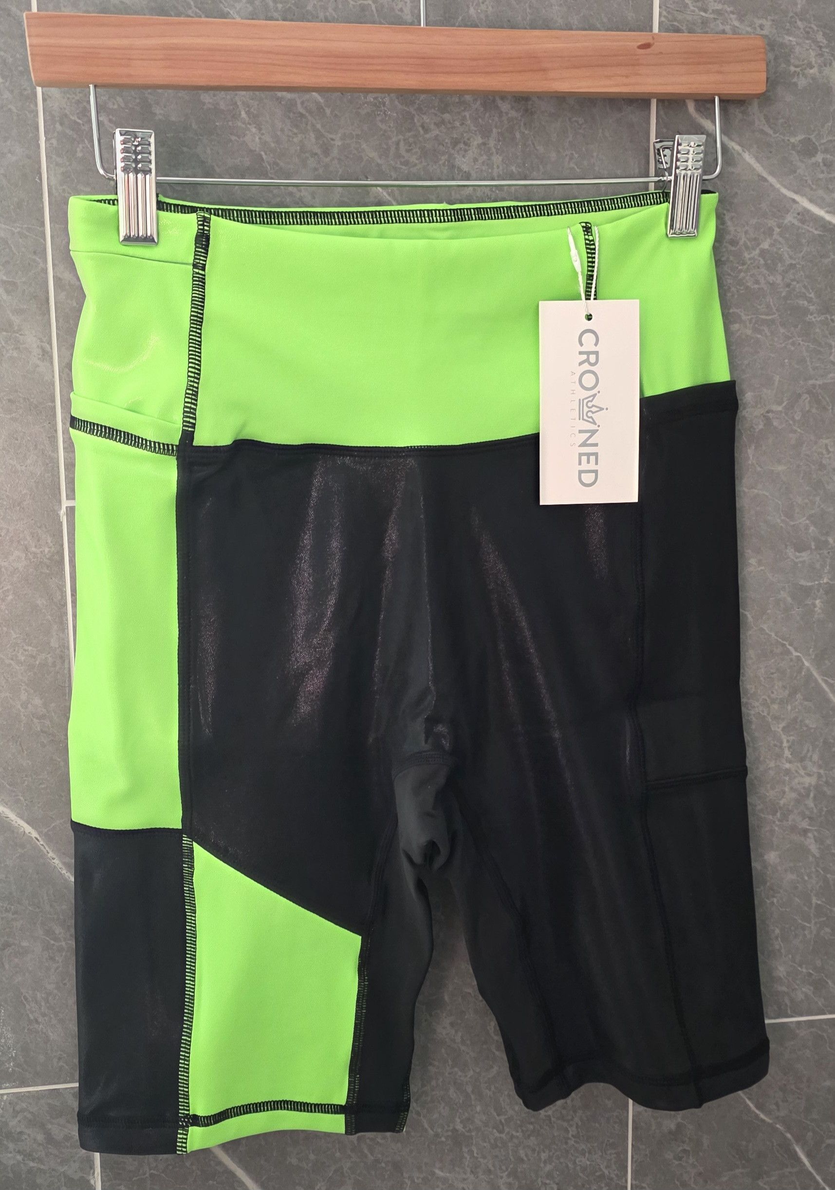 Other NWT Crowned Athletics Hergo Biker Shorts Medium Size 30" / US 8 / IT 44 - 1 Thumbnail