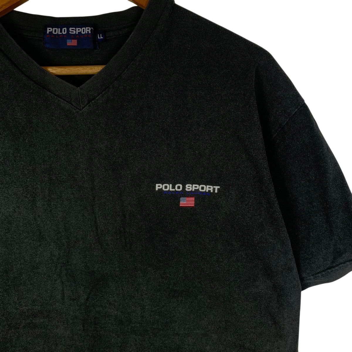Vintage Vintage POLO SPORT RALPH LAUREN USA Flag Tee Shirt Top V Size US XL / EU 56 / 4 - 5 Thumbnail