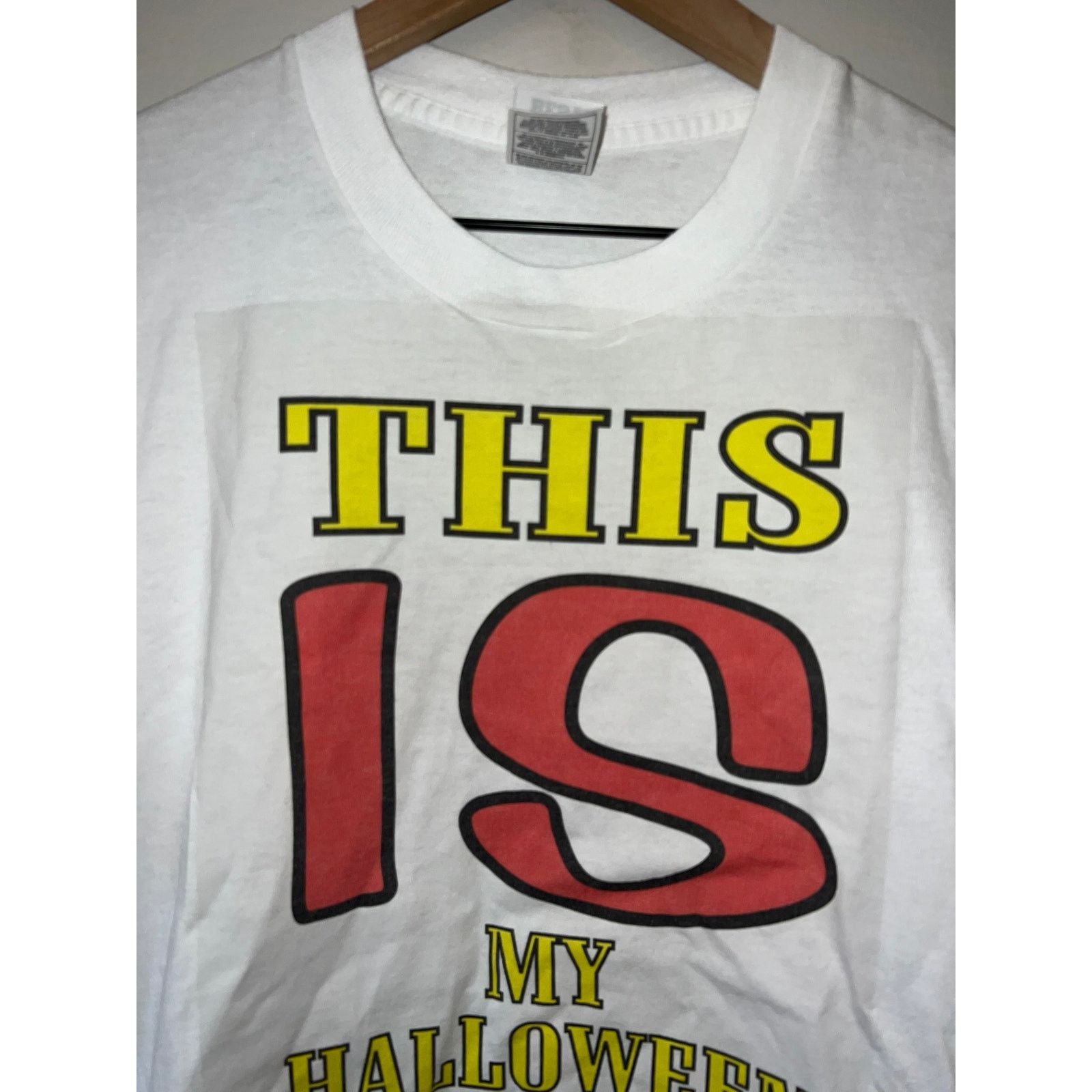 Fruit Of The Loom Vintage Halloween Shirt This Is My Halloween Costume 90s L Size US L / EU 52-54 / 3 - 2 Thumbnail