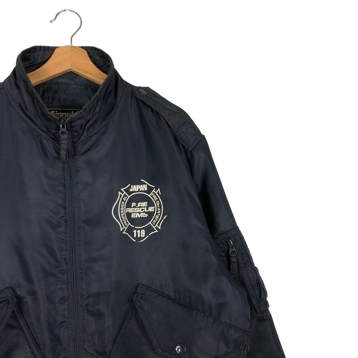 Japanese Brand 🔥Riot Riot Vintage Bomber Jacket Signal Logo Issey Miyake Size US L / EU 52-54 / 3 - 7 Thumbnail