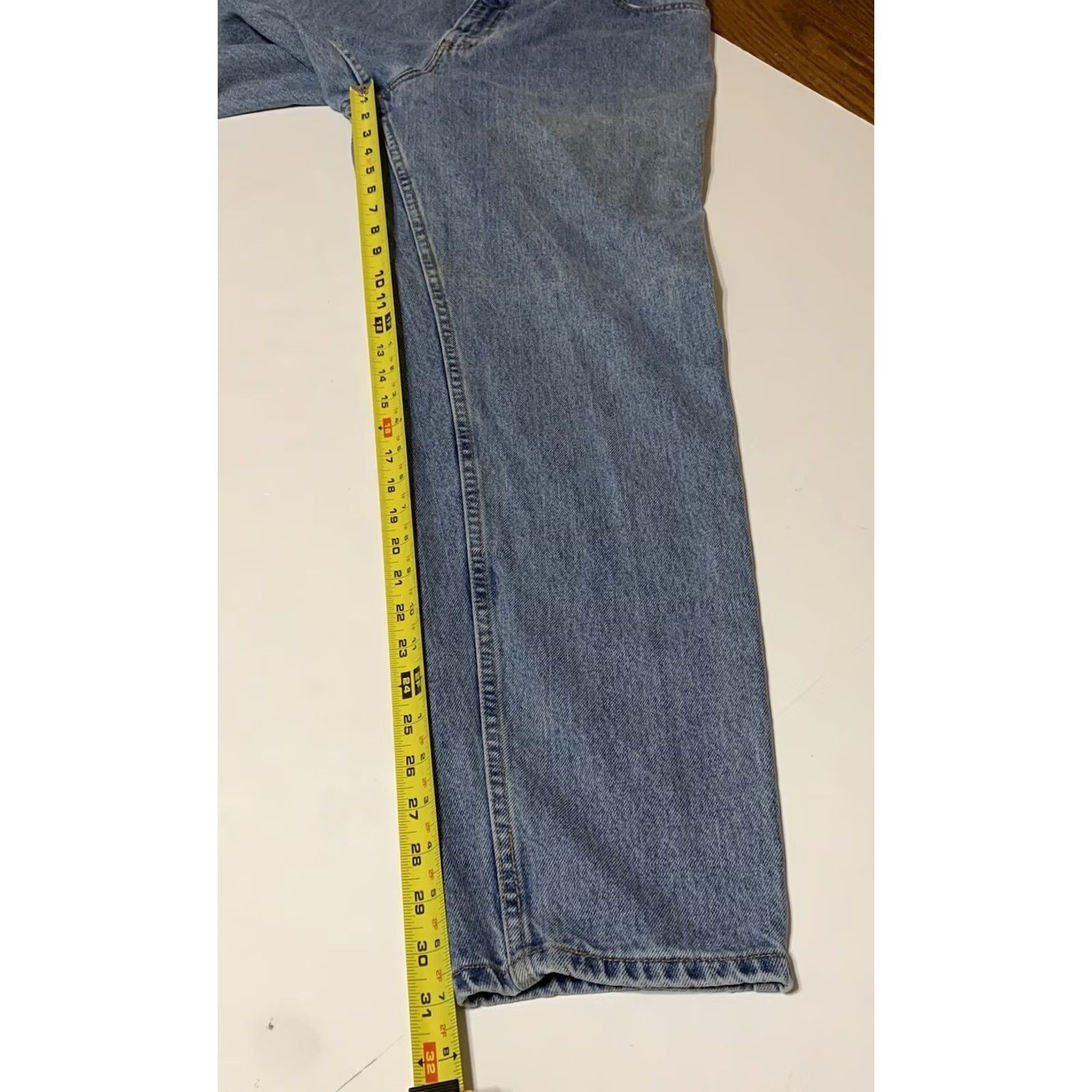 Levi's VINTAGE Levi's 550 Jeans Mom Relaxed Fit High Waist 14 M Reg 32x31 Blue Stained 90s Womens Size 36" / US 14 / IT 50 - 7 Thumbnail