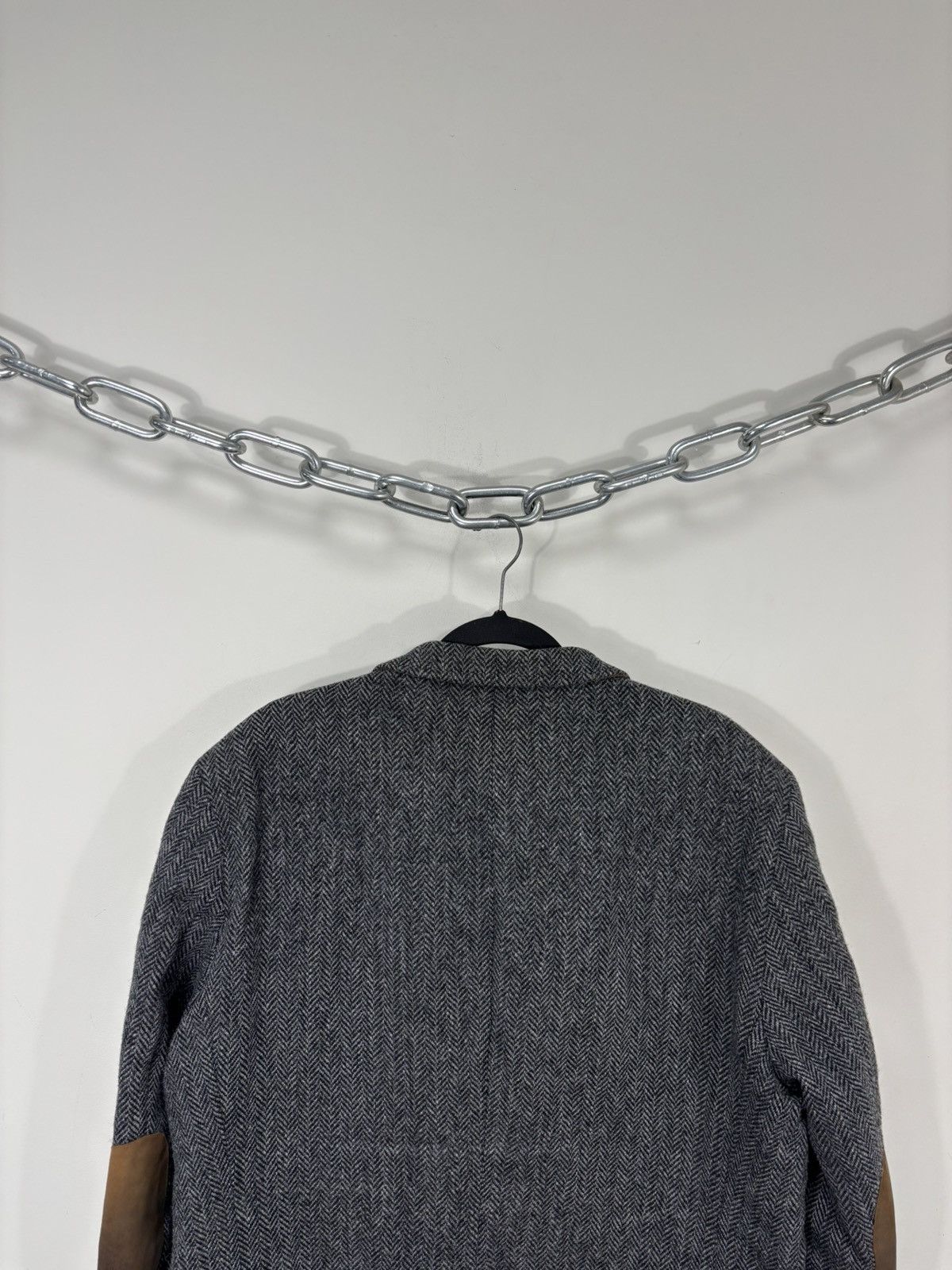 Harris Tweed Harris Tweed Vintage Men’s Herringbone Gray Tweed Jacket Size 46R - 20 Thumbnail