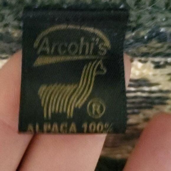 Other Arcohi's Hand Knitted Graphic 100% Alpaca Button Down Sz. M Size M / US 6-8 / IT 42-44 - 2 Thumbnail
