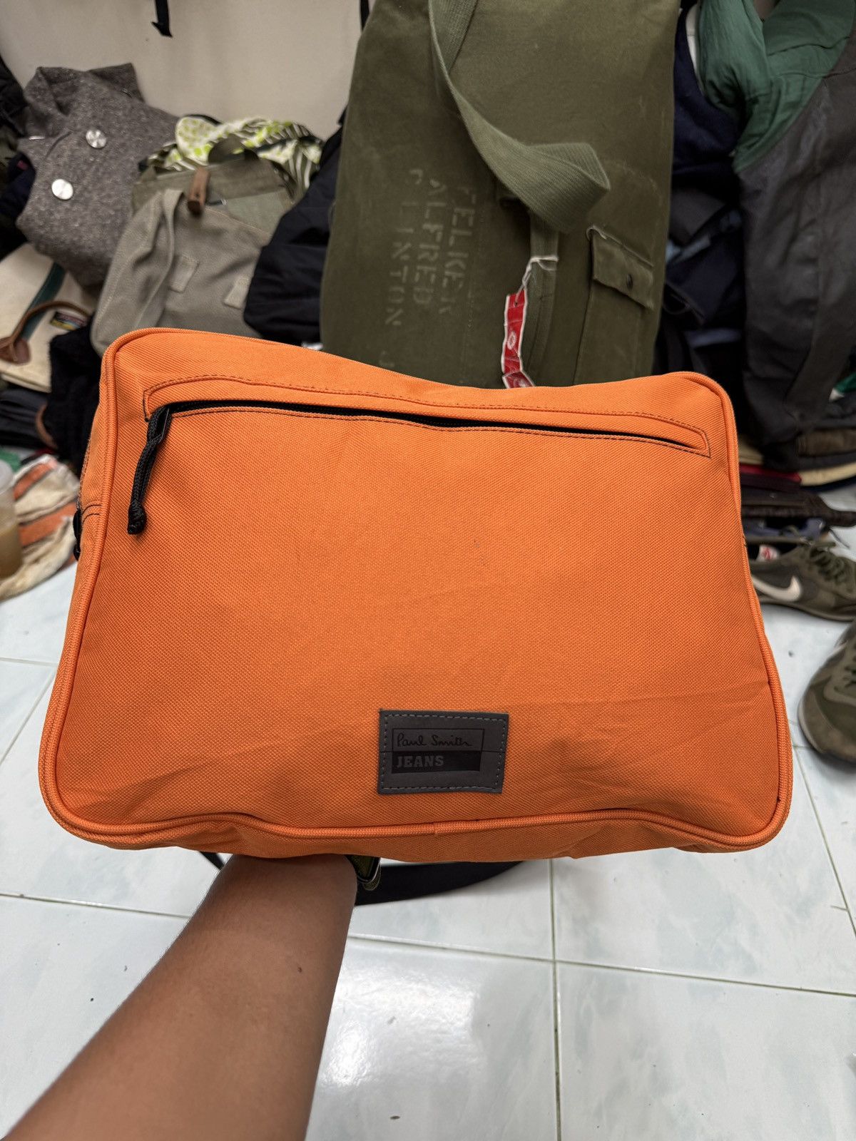 Paul Smith 🔥🔥🔥ARCHIVE PAUL SMITH SLING BAG Size ONE SIZE - 3 Thumbnail
