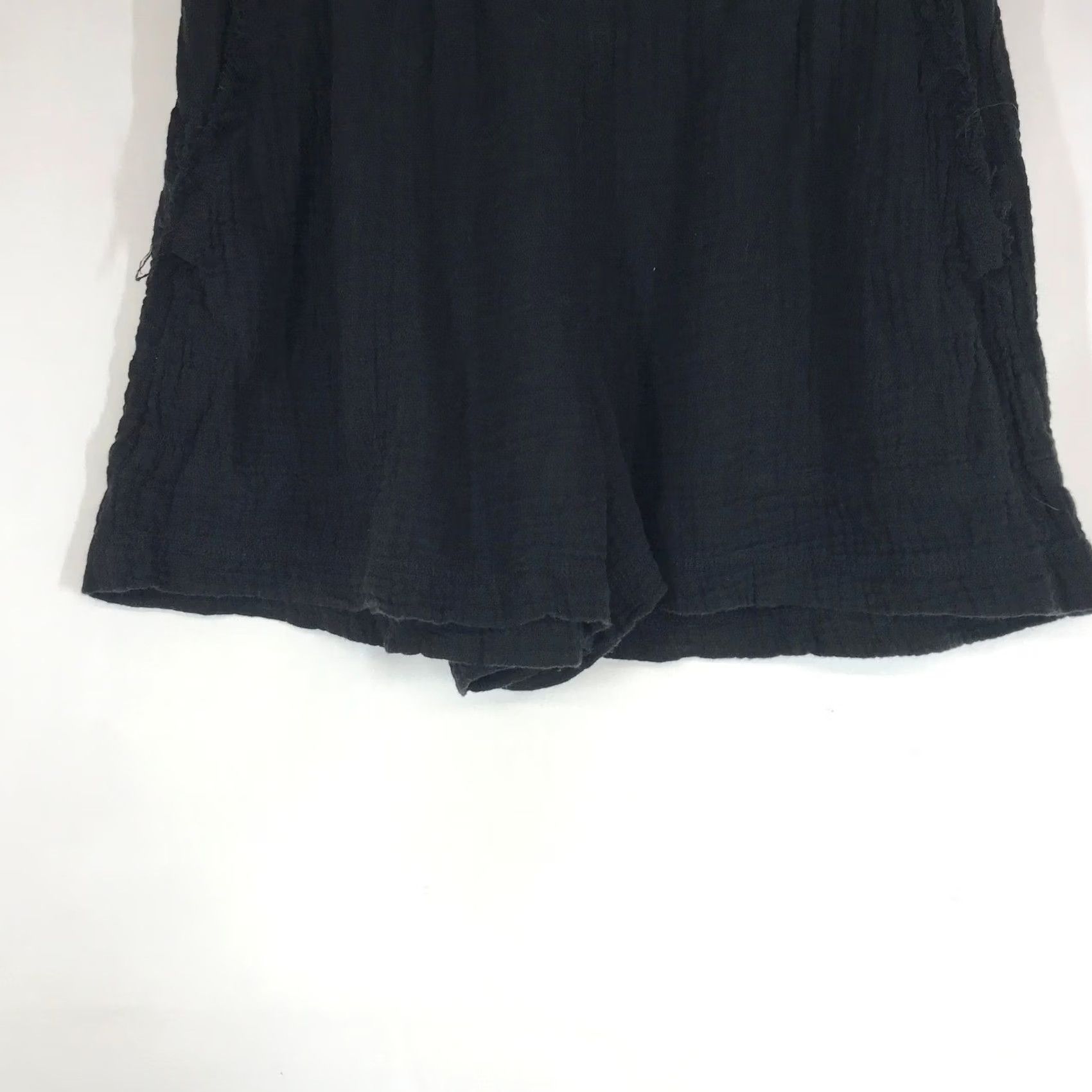 Vintage Aerie Shorts Womens Small Black Gauze Elastic Waist Boho Casual Beach Loungewear Size 28" / US 6 / IT 42 - 3 Thumbnail