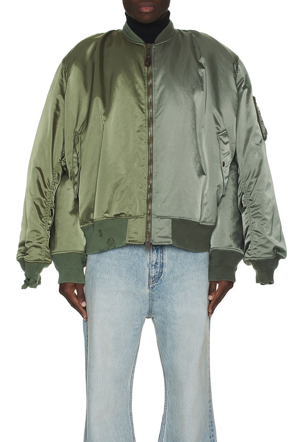 Balenciaga o1tr1nto1025 Double Sleeve Bomber Jacket in Military Khaki Size US S / EU 44-46 / 1 - 4 Thumbnail