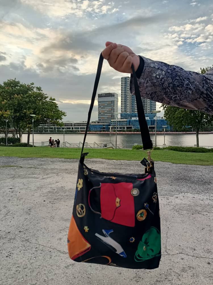 Karl Lagerfeld Vintage 90s Karl Lagerfeld reversible handbag zip Opti Dmc Size ONE SIZE - 1 Thumbnail