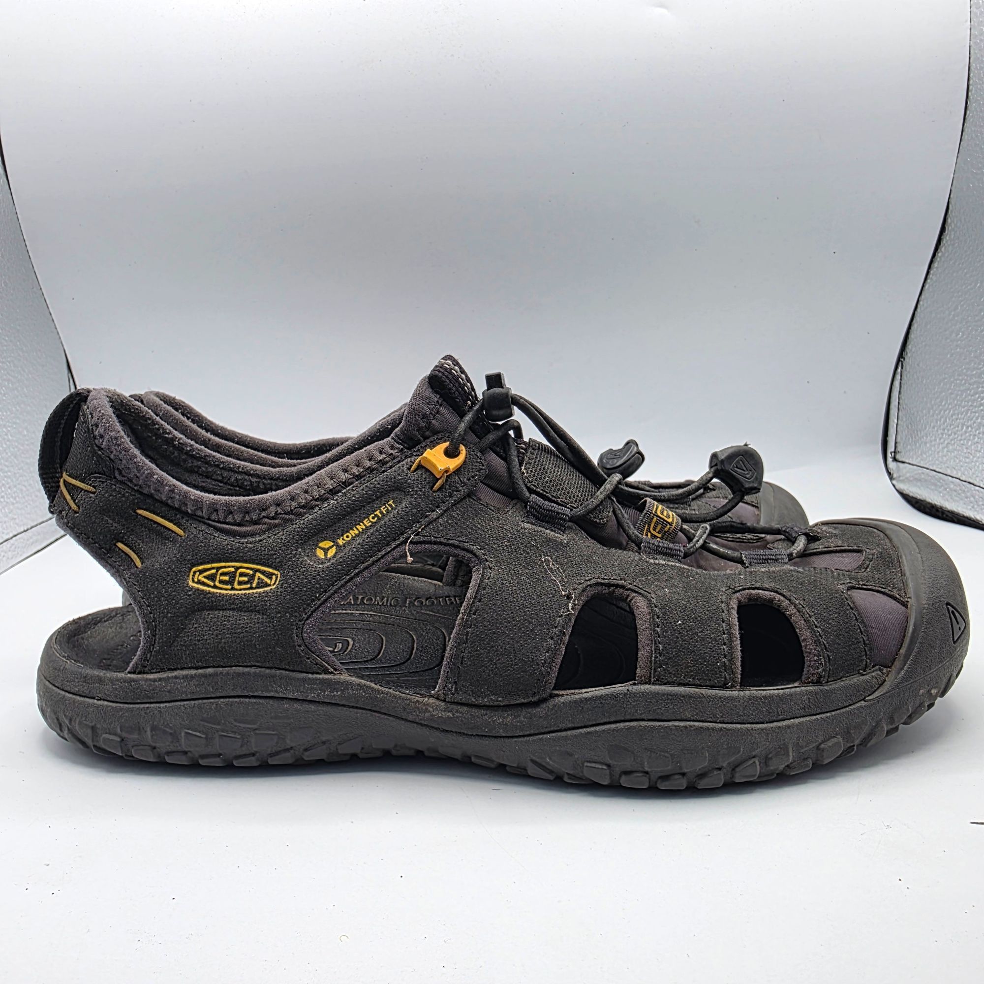 KEEN Keen SOLR Mens Size 8.5 Black Sandals Sport Water Slip On Cl Size US 8.5 / EU 41-42 - 12 Thumbnail