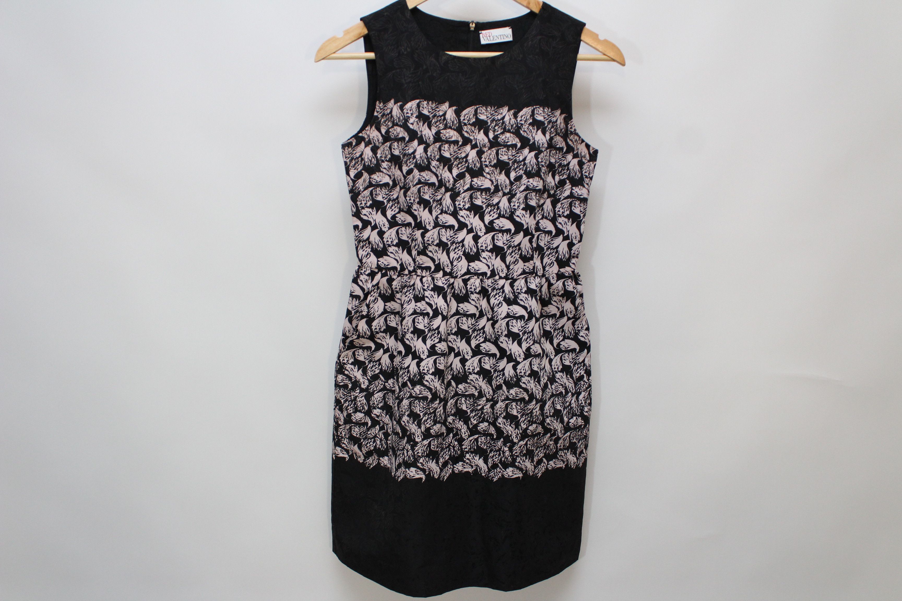 RED Valentino Red Valentino Dress Floral Womens Size 38 Authentic Hype Size XS / US 0-2 / IT 36-38 - 1 Thumbnail