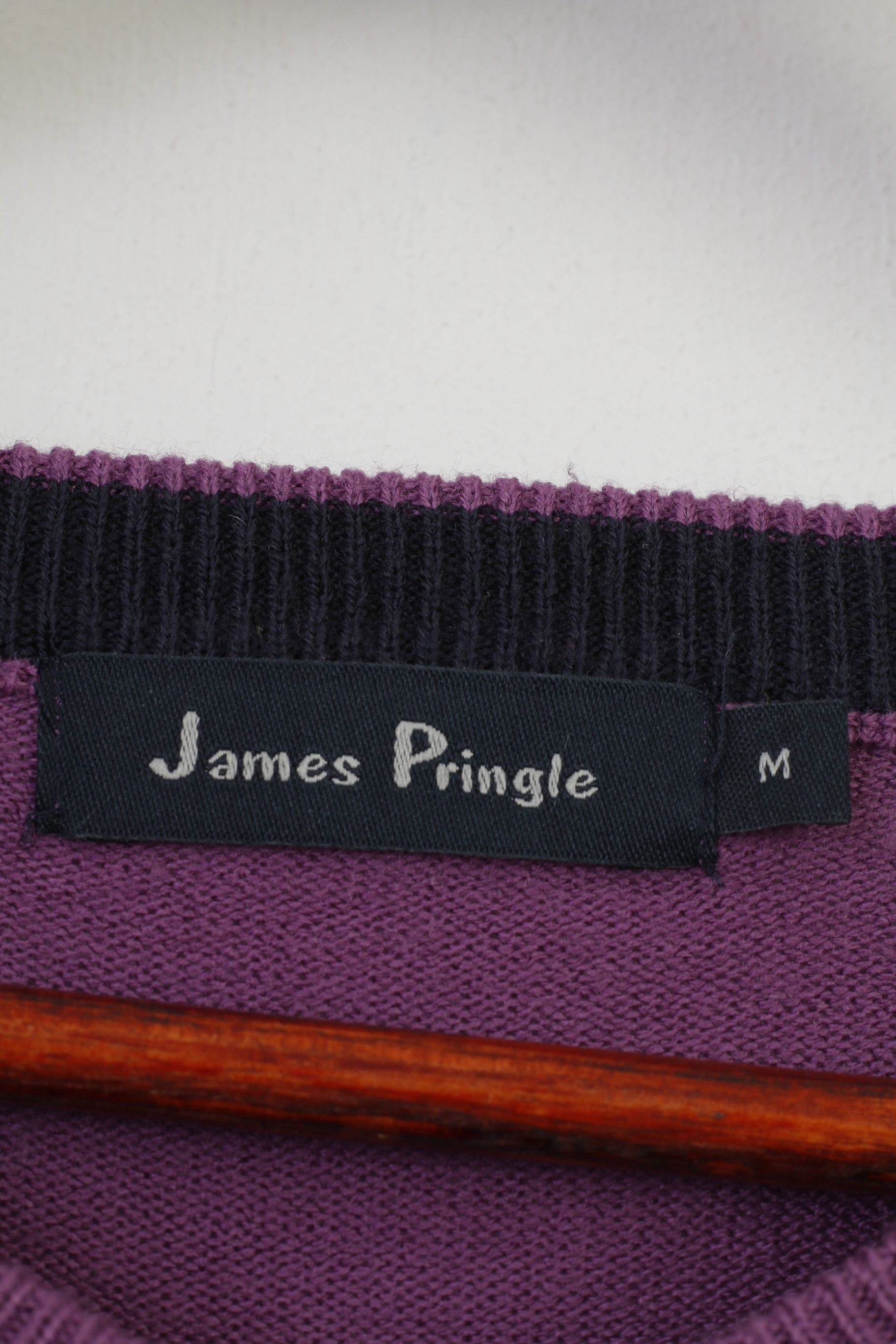 Vintage James Pringle Men M Jumper V Neck Purple 10519 Size US M / EU 48-50 / 2 - 4 Thumbnail