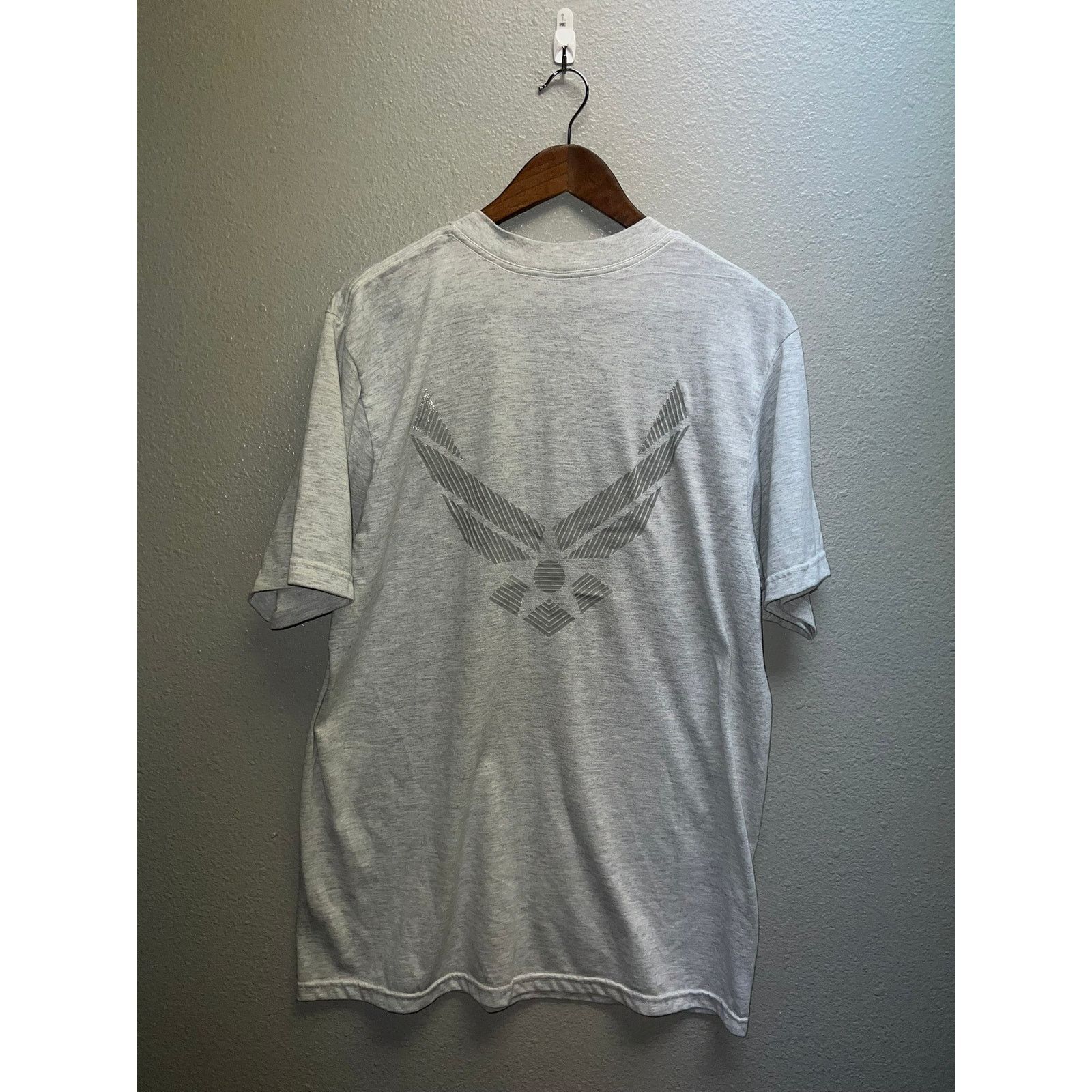 Vintage Vintage Air Force Shirt USAF United States Gray Graphic Tee Size US L / EU 52-54 / 3 - 5 Thumbnail