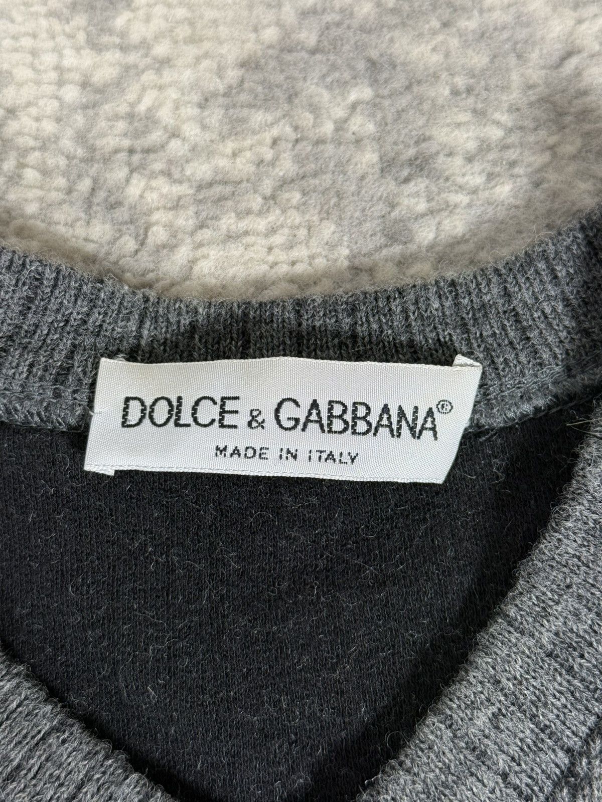 Dolce & Gabbana Vintage Dolce & gabbana Wool Blend V-Neck Sweater Size US M / EU 48-50 / 2 - 5 Thumbnail