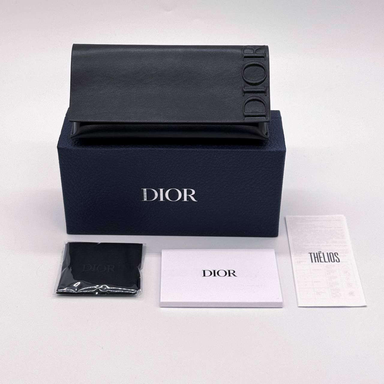 Dior NEW DIOR DIOR 30MONTAIGNE SU 26L0 OVERSIZED WOMEN SUNGLASSES Size ONE SIZE - 12 Thumbnail